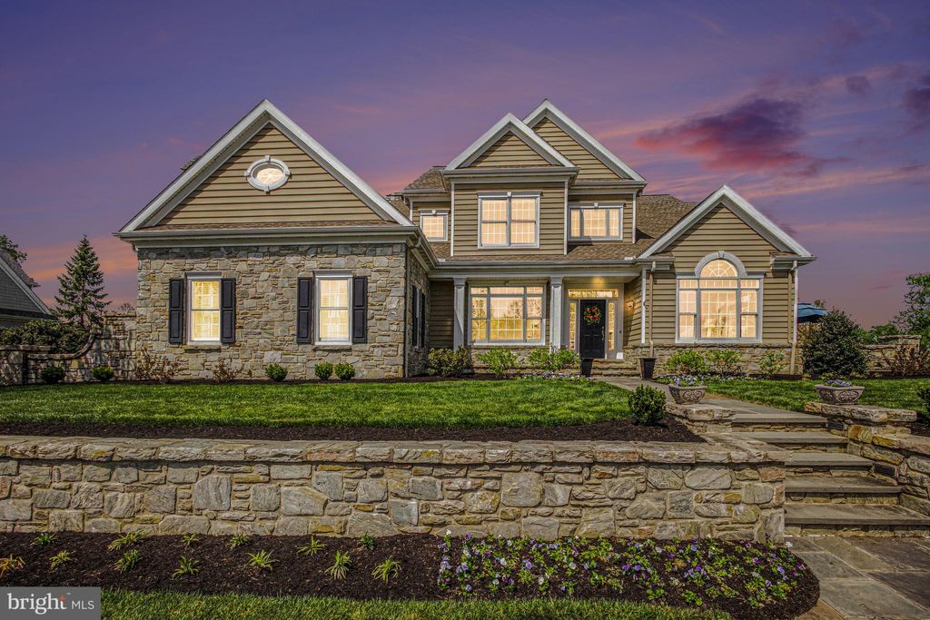 Photo of 671 Bent Creek Drive, LITITZ, PA 17543 (MLS # PALA2085022)