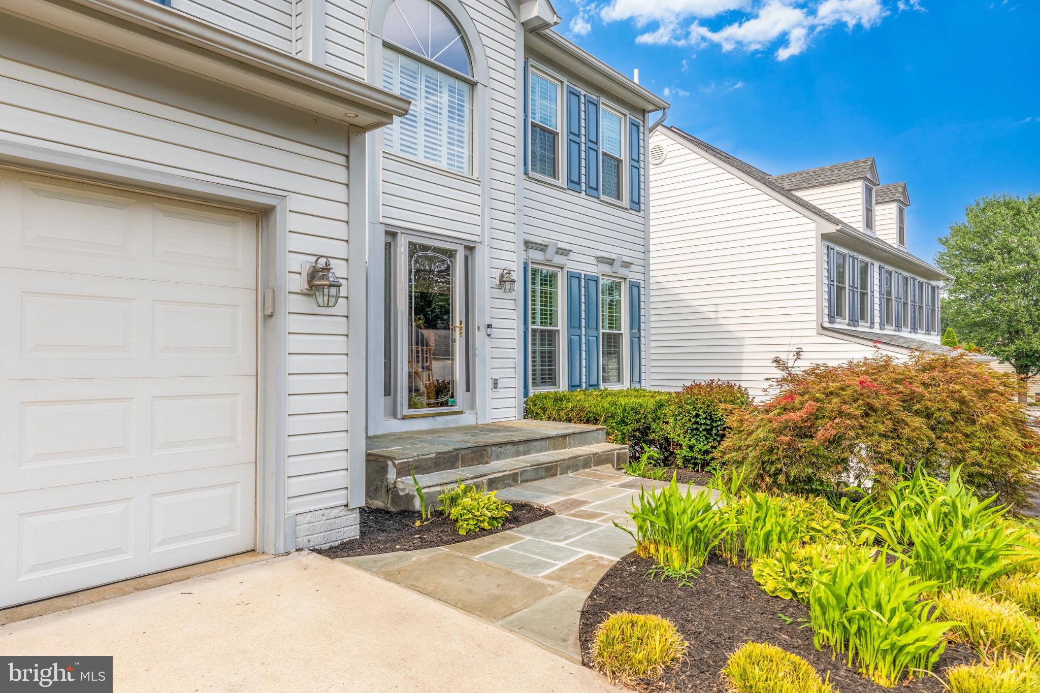 9112 SILVER POINTE WAY
