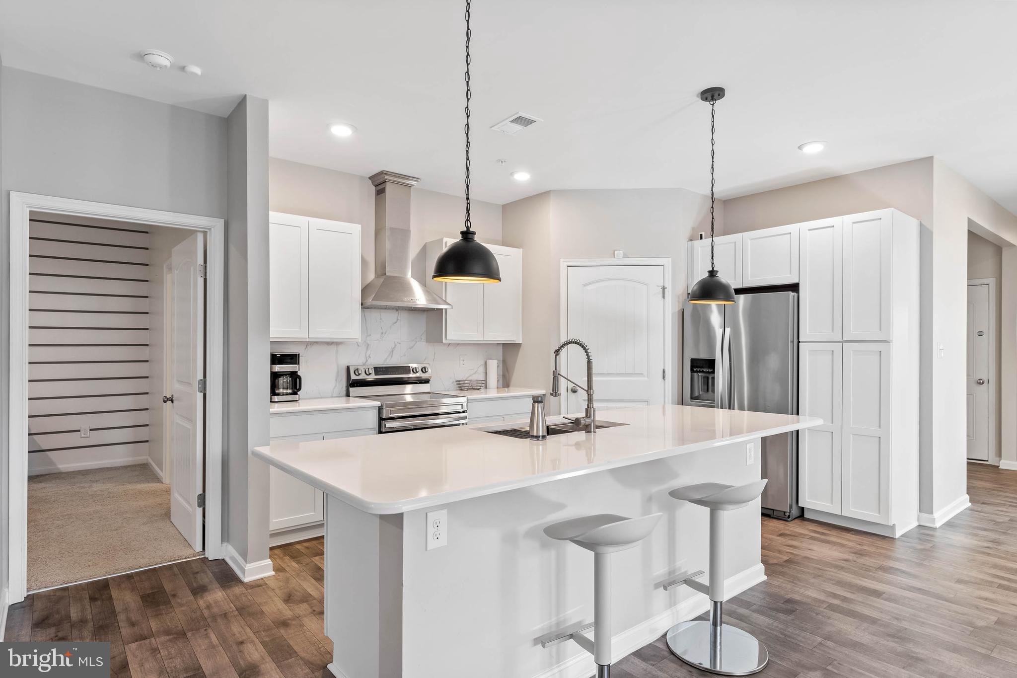 HUNT CLUB SOUTH - Residential