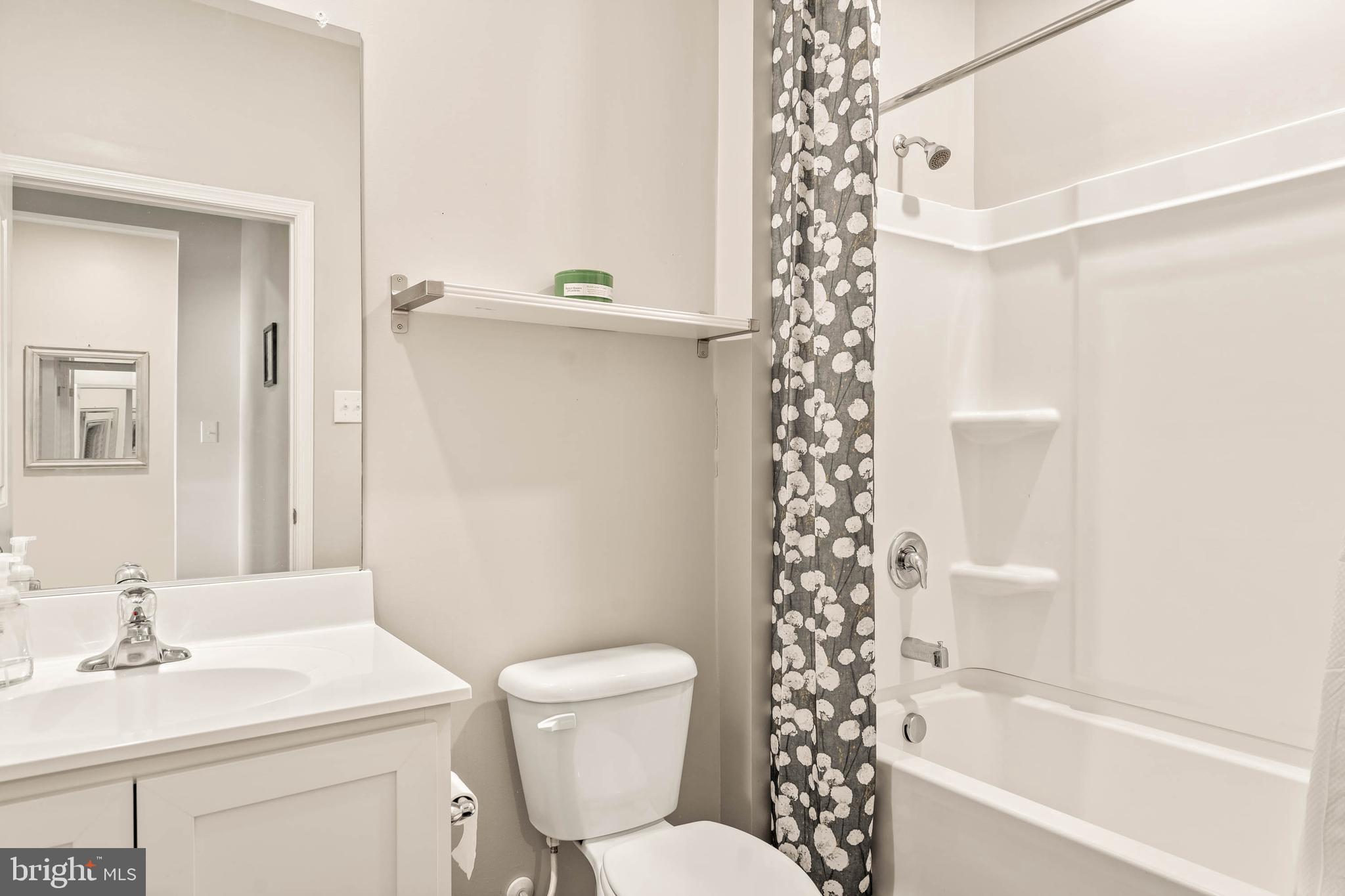 HUNT CLUB SOUTH - Residential