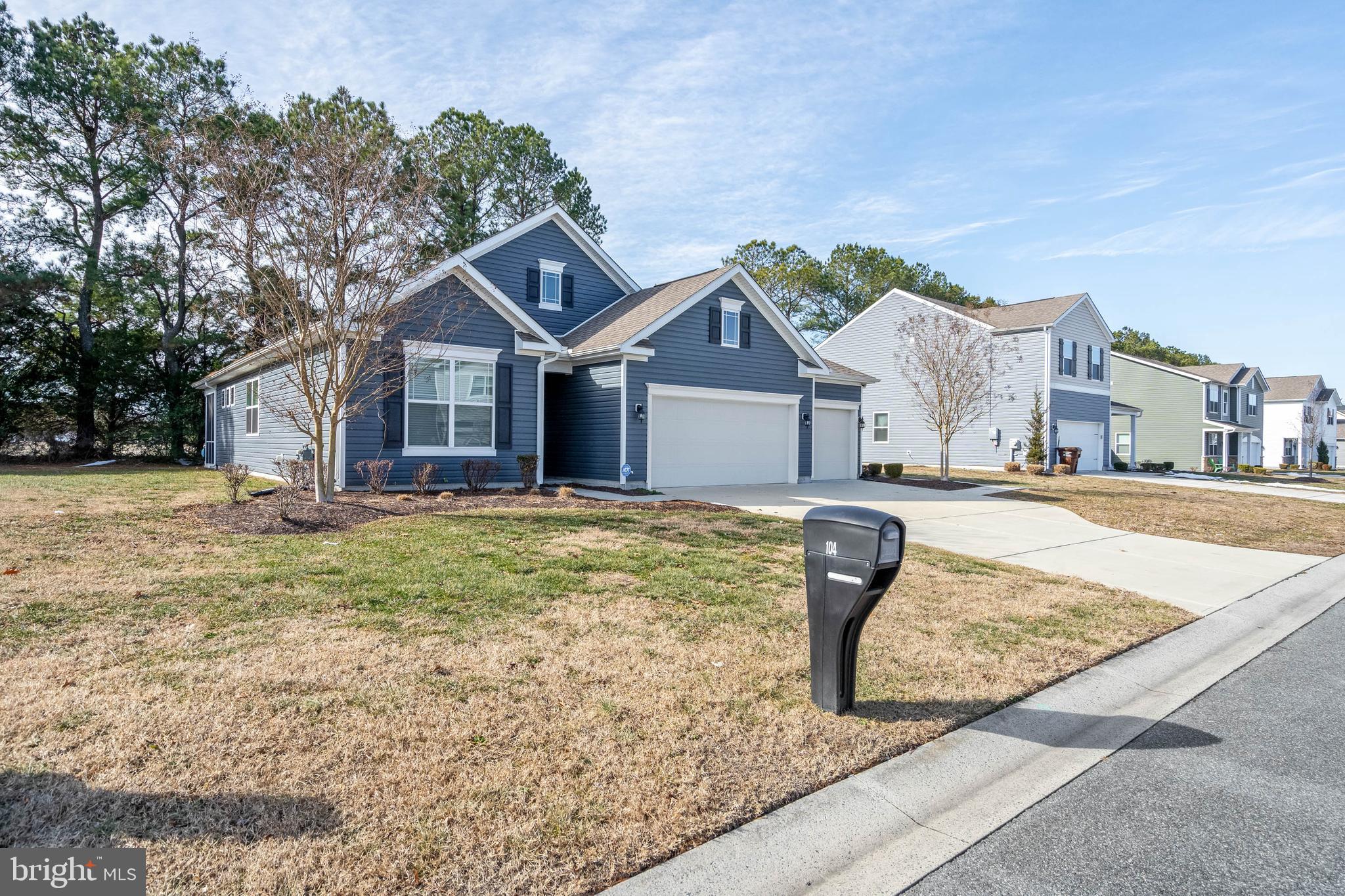 104 HUNTERS WAY