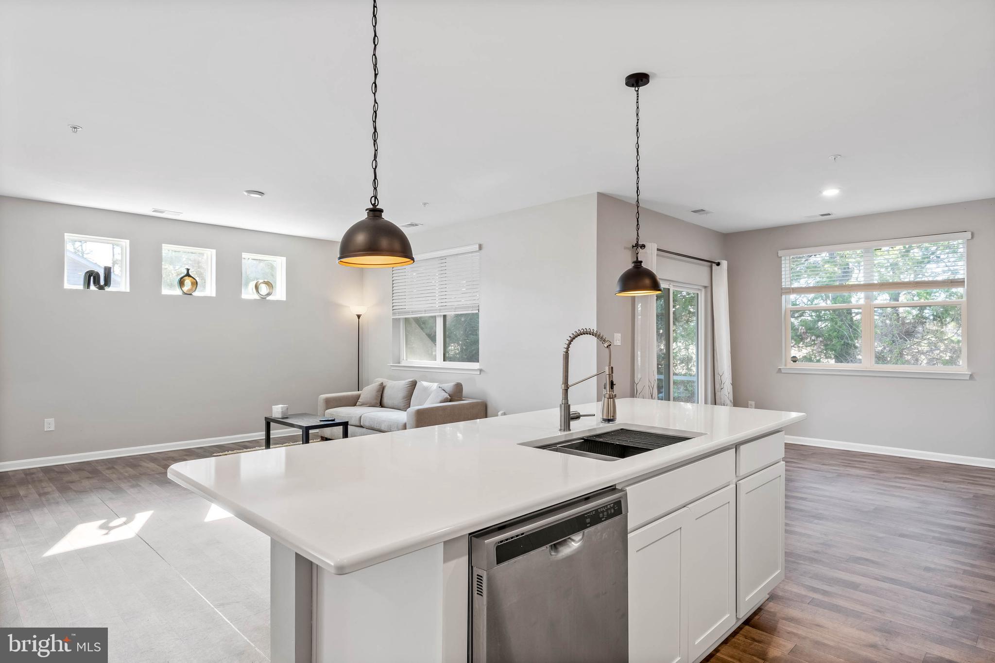 HUNT CLUB SOUTH - Residential