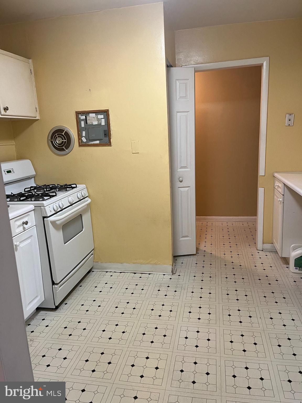 3801 SAINT BARNABAS ROAD T - 102
