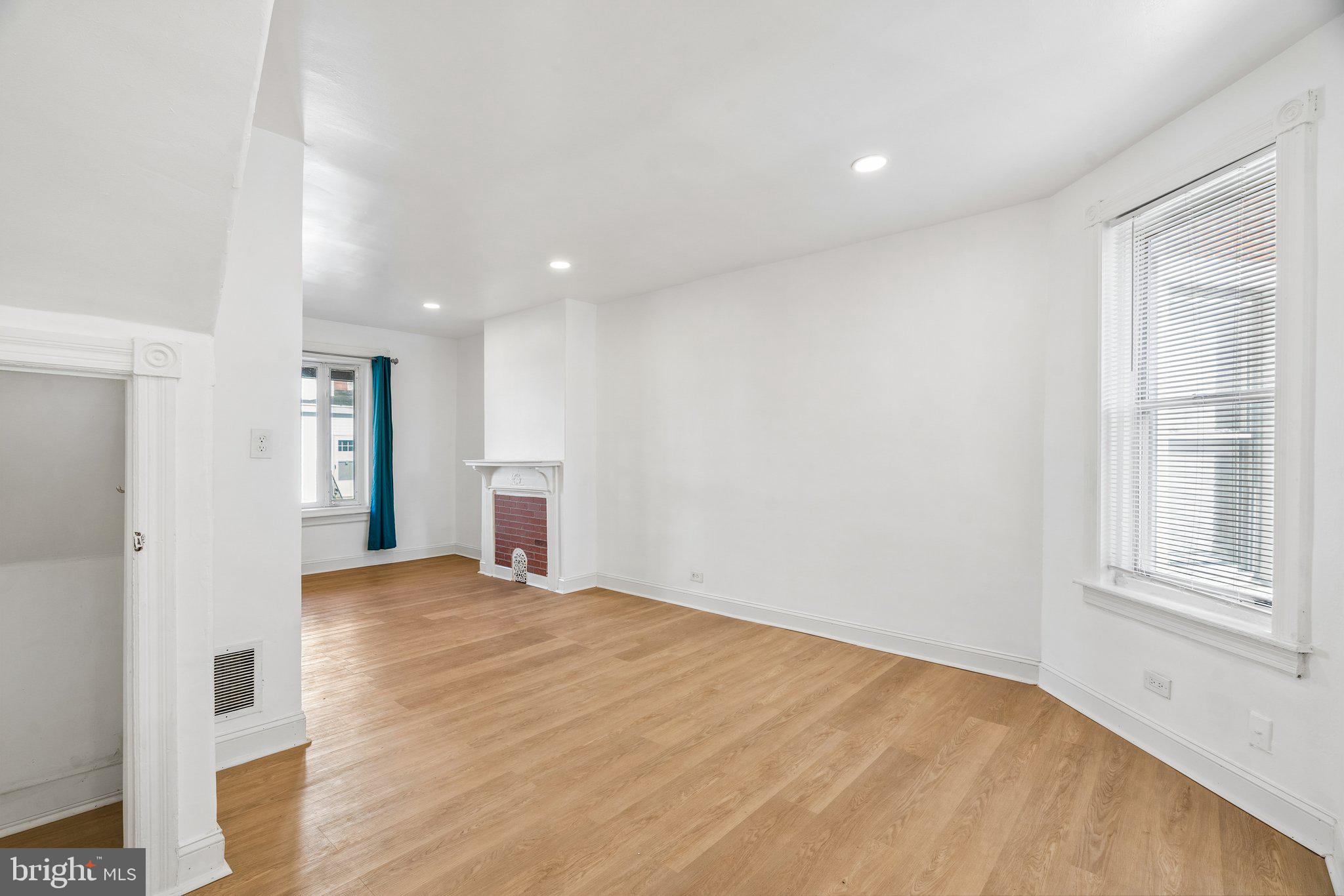 5214 REINHARD STREET