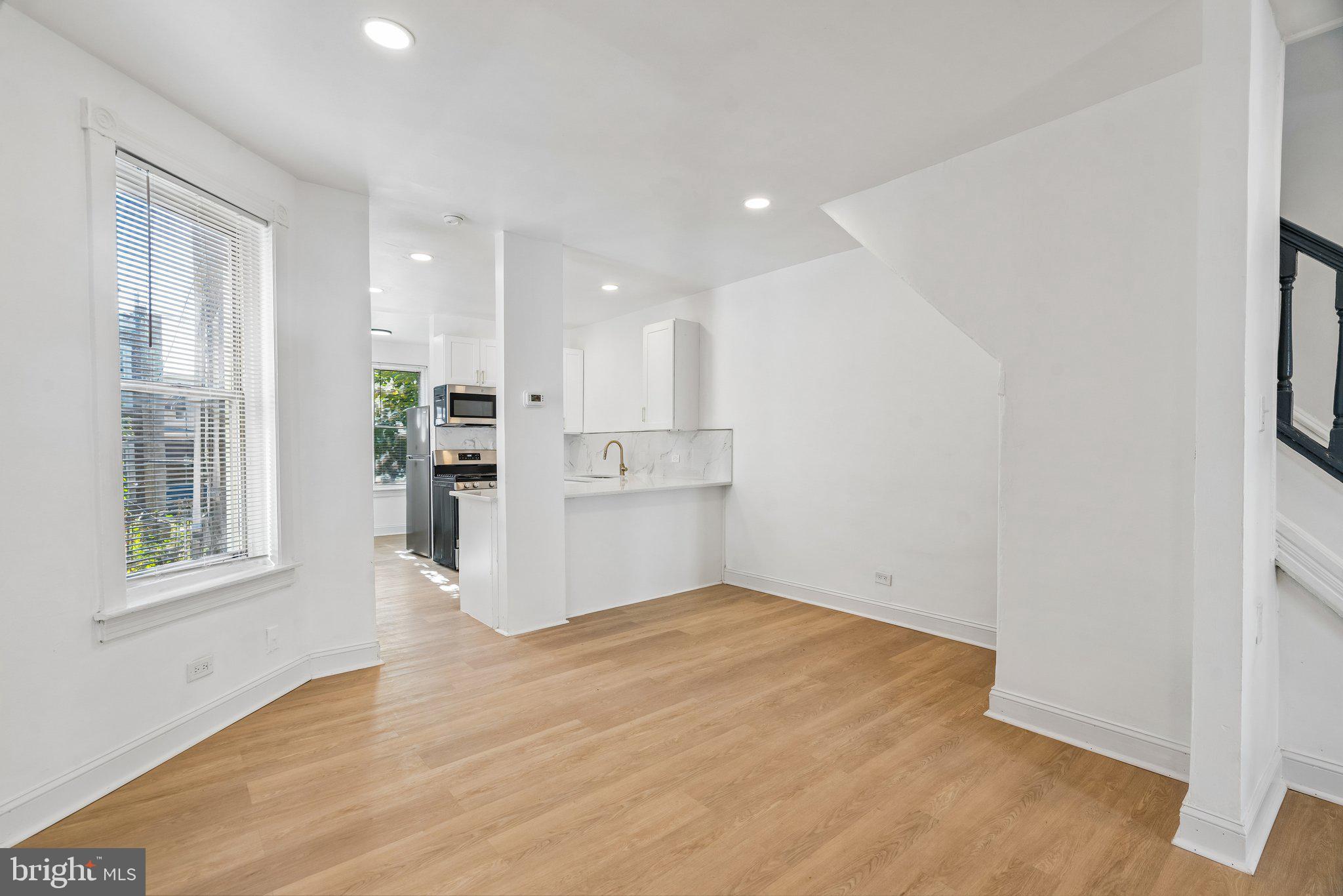 5214 REINHARD STREET