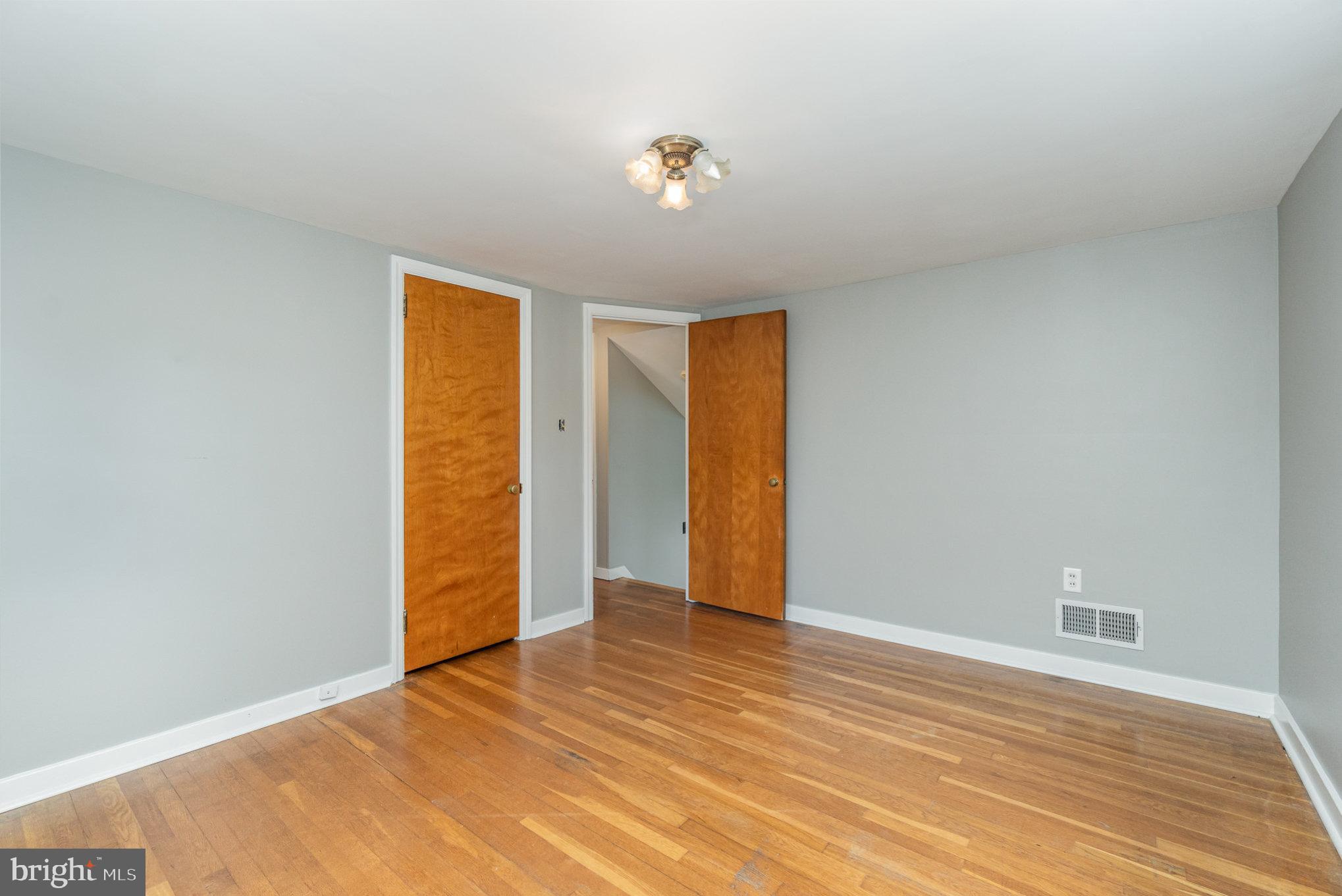 LENKER MANOR - Residential