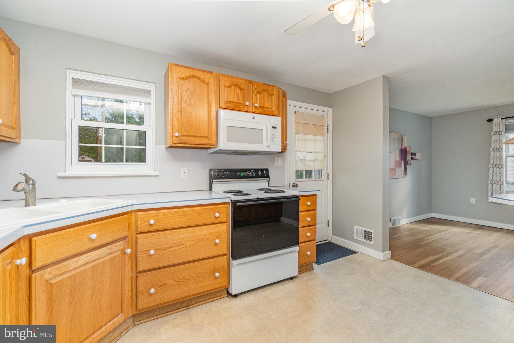 LENKER MANOR - Residential