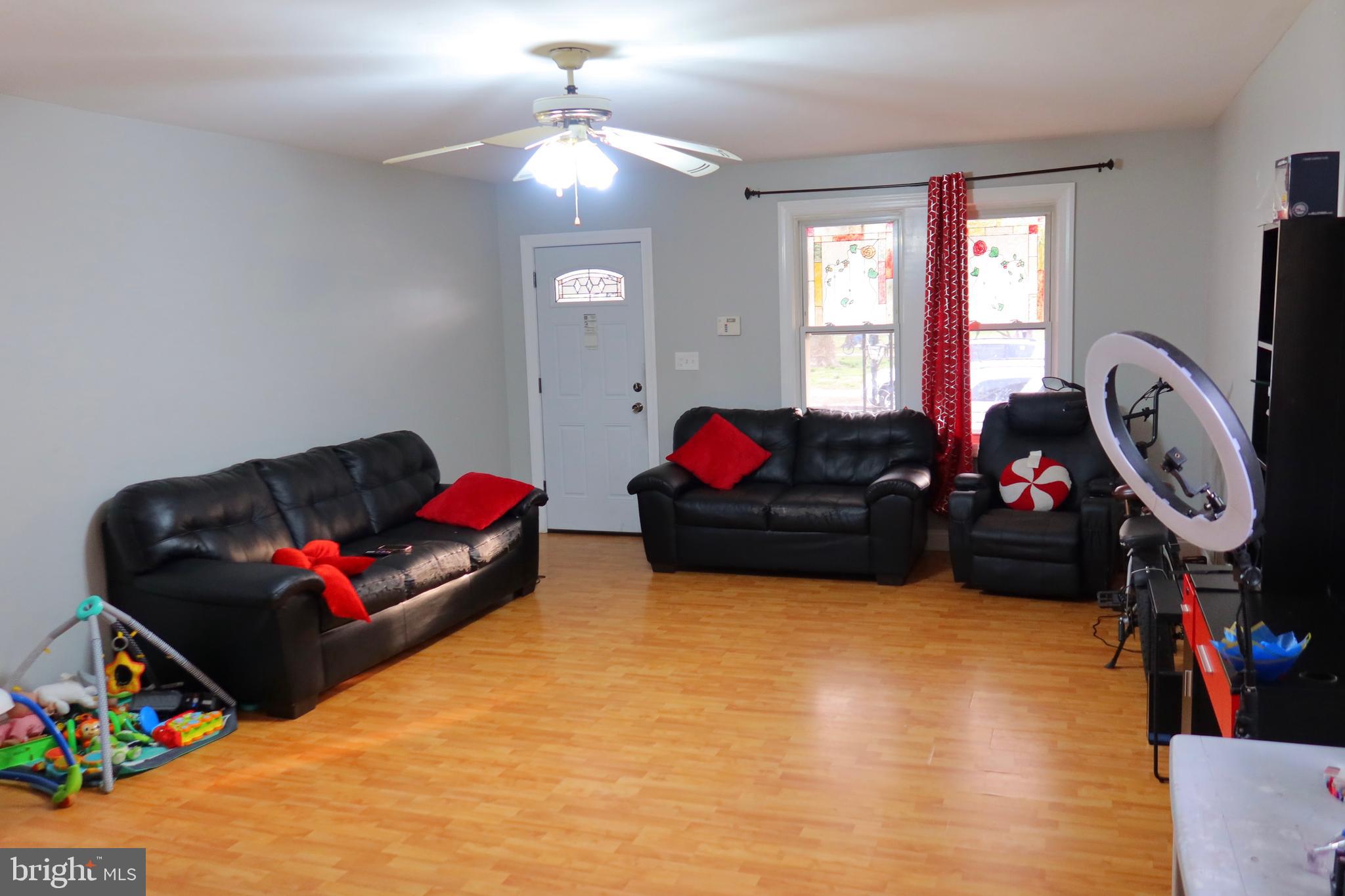 1012 FRANKLIN STREET