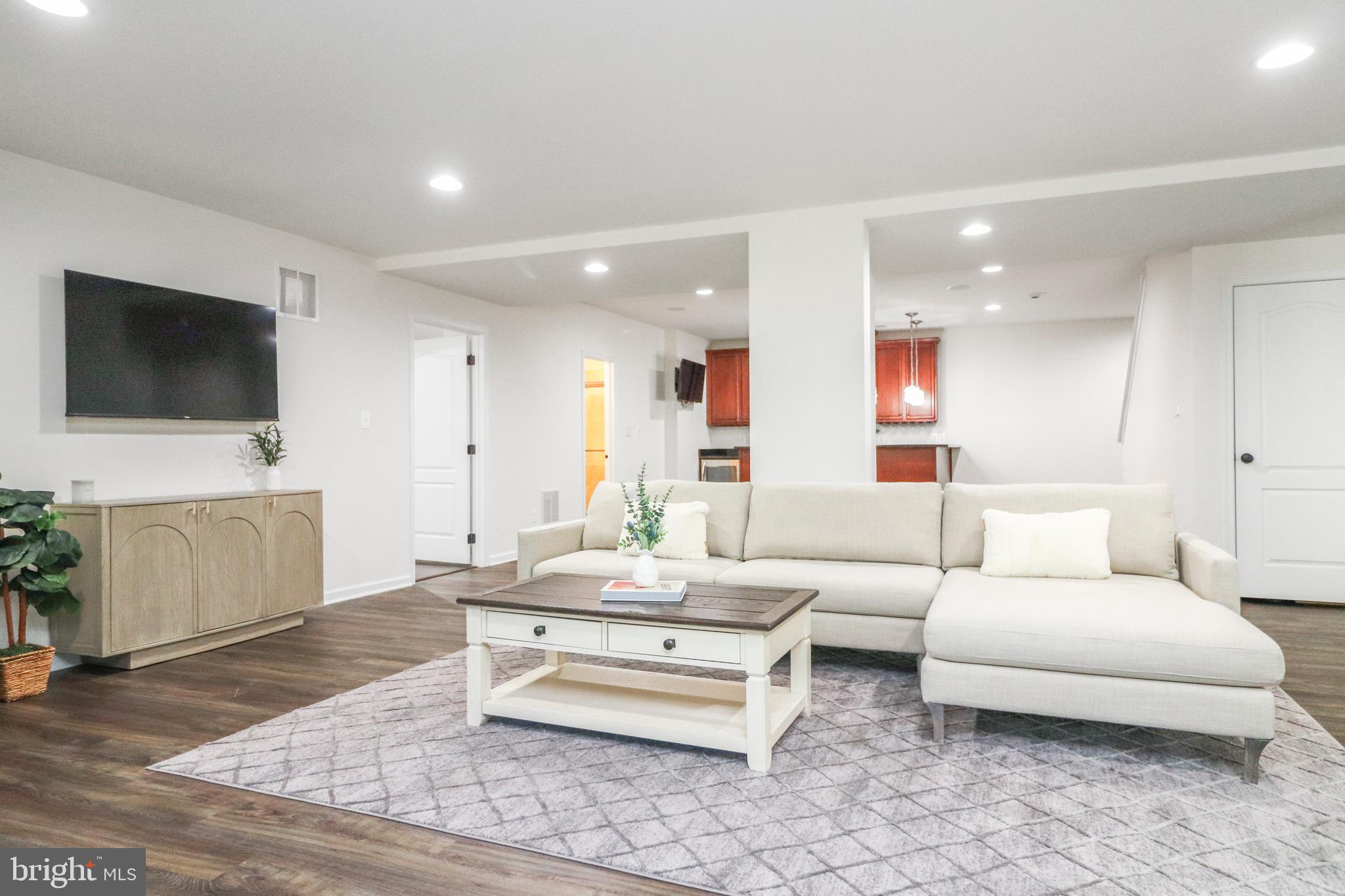 DOMINION VALLEY COUNTRY CLUB - Residential