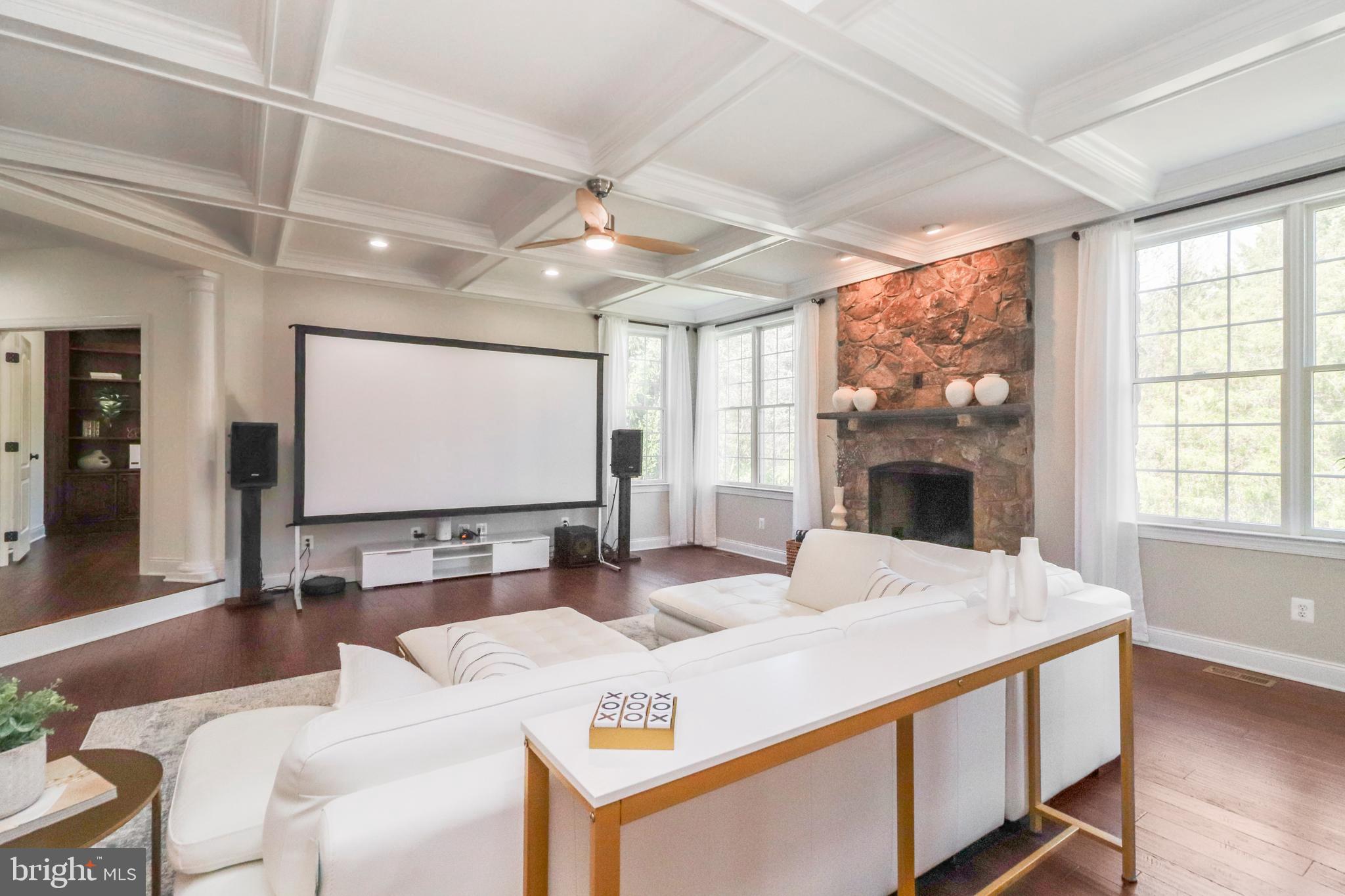 DOMINION VALLEY COUNTRY CLUB - Residential