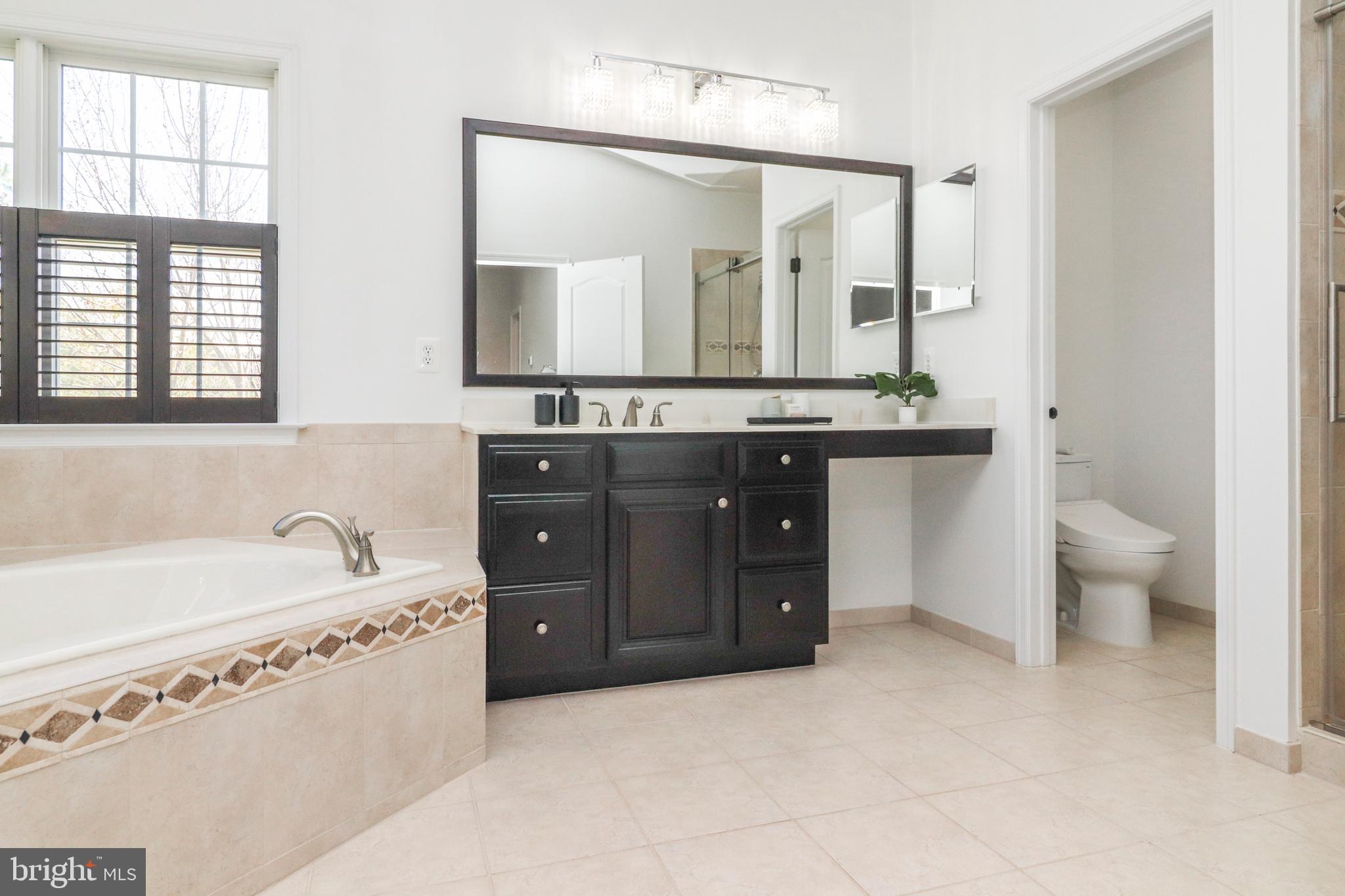 DOMINION VALLEY COUNTRY CLUB - Residential