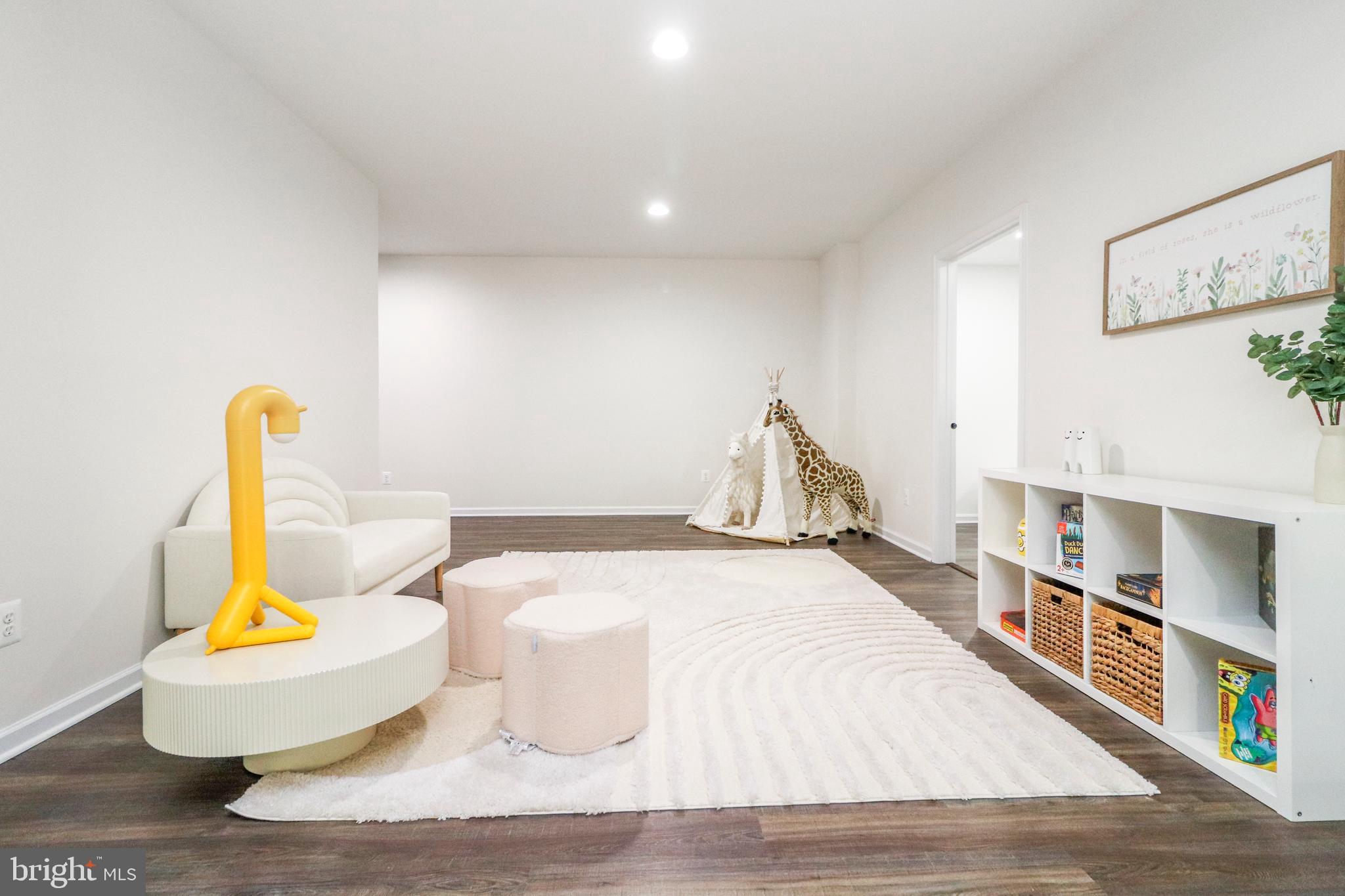 DOMINION VALLEY COUNTRY CLUB - Residential