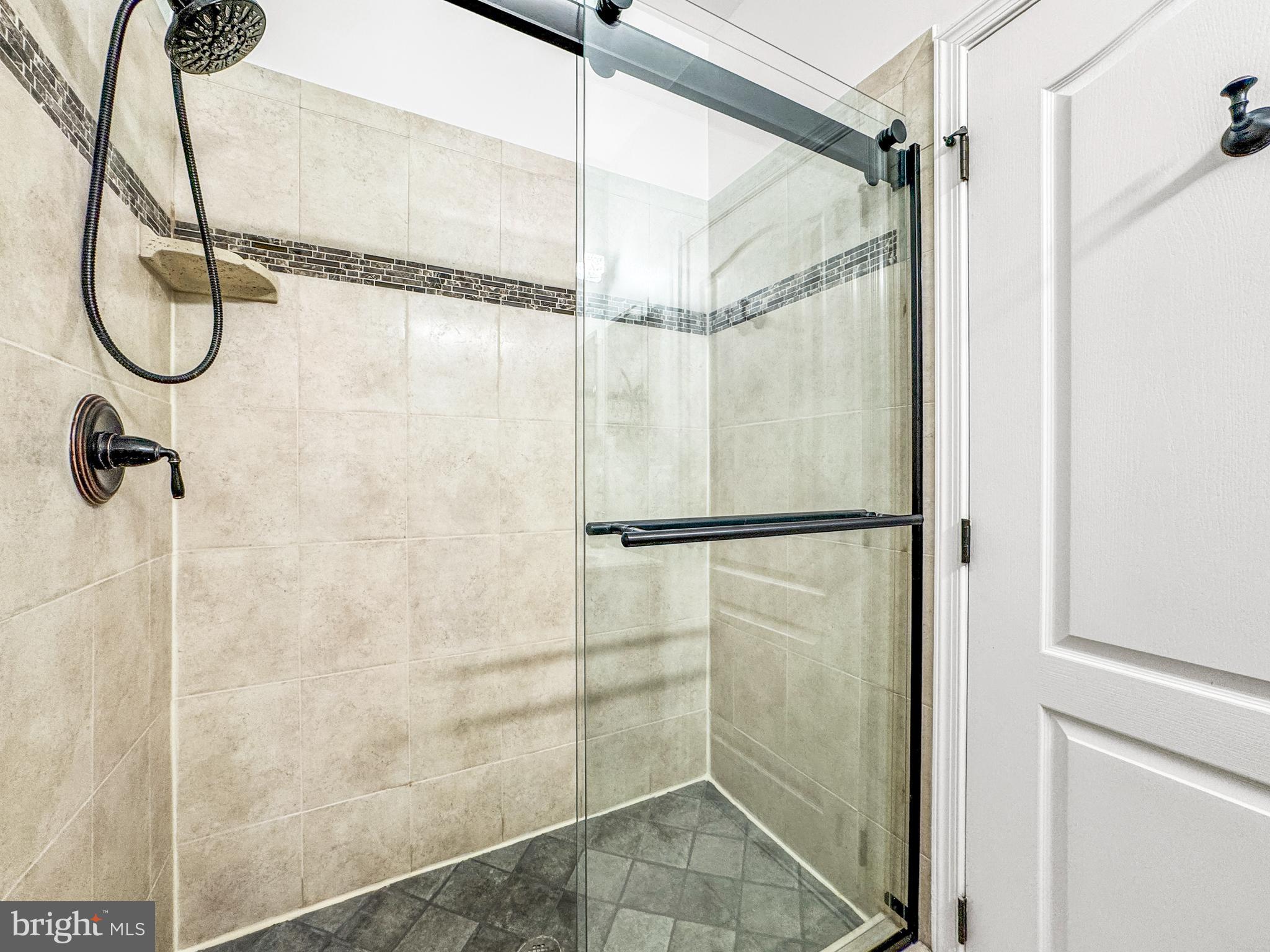 DOMINION VALLEY COUNTRY CLUB - Residential