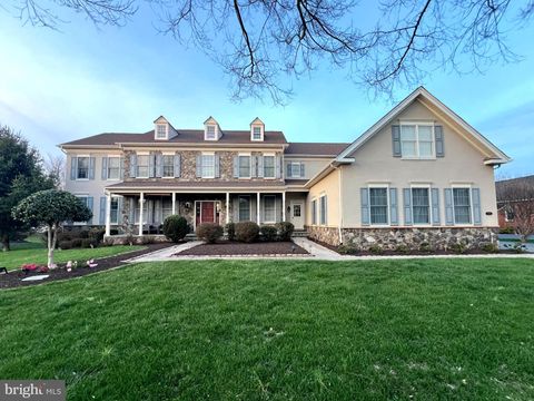 Photo of 5334 Chaffins Farm Court, HAYMARKET, VA 20169 (MLS # VAPW2116258)