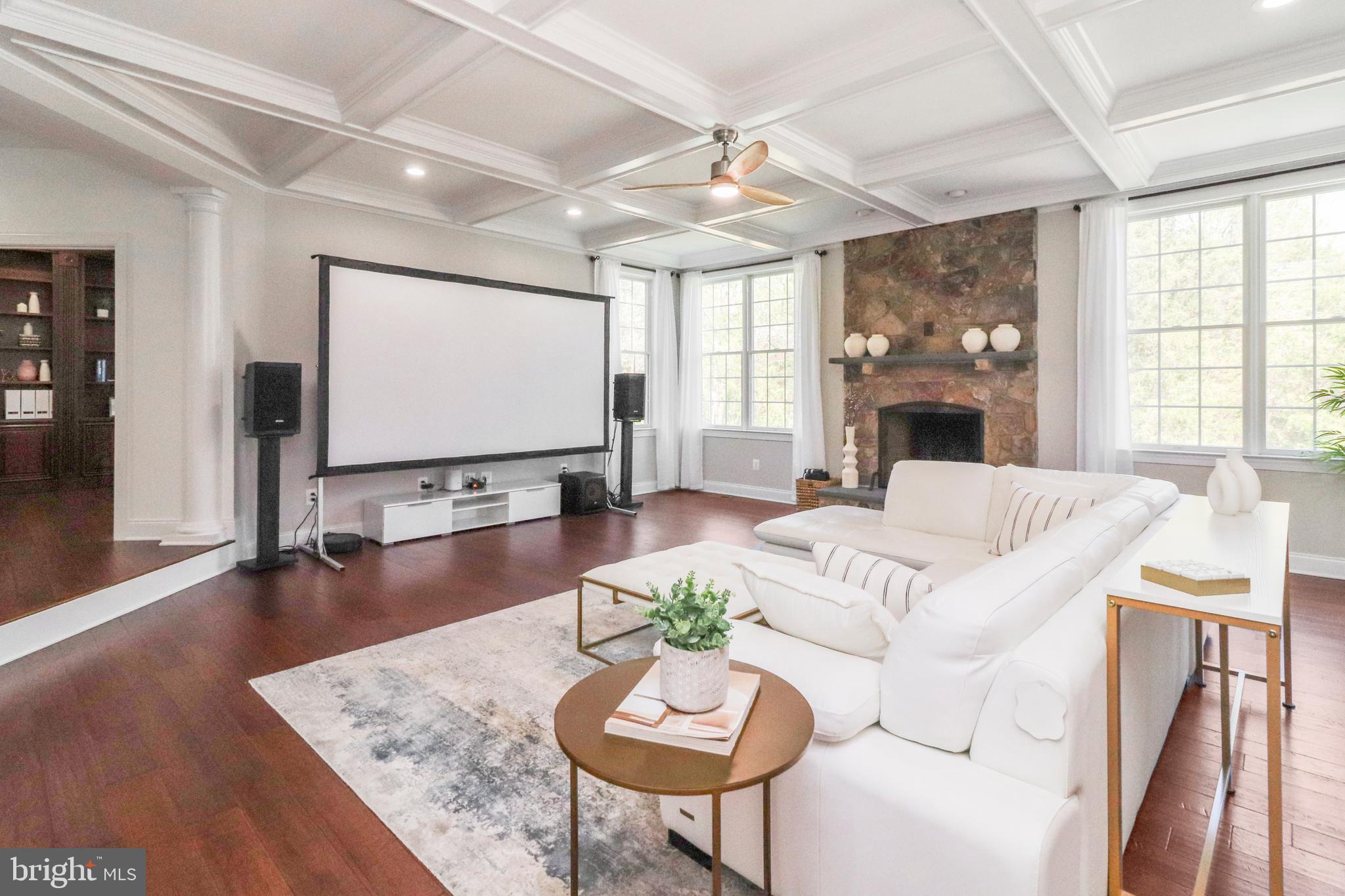 DOMINION VALLEY COUNTRY CLUB - Residential