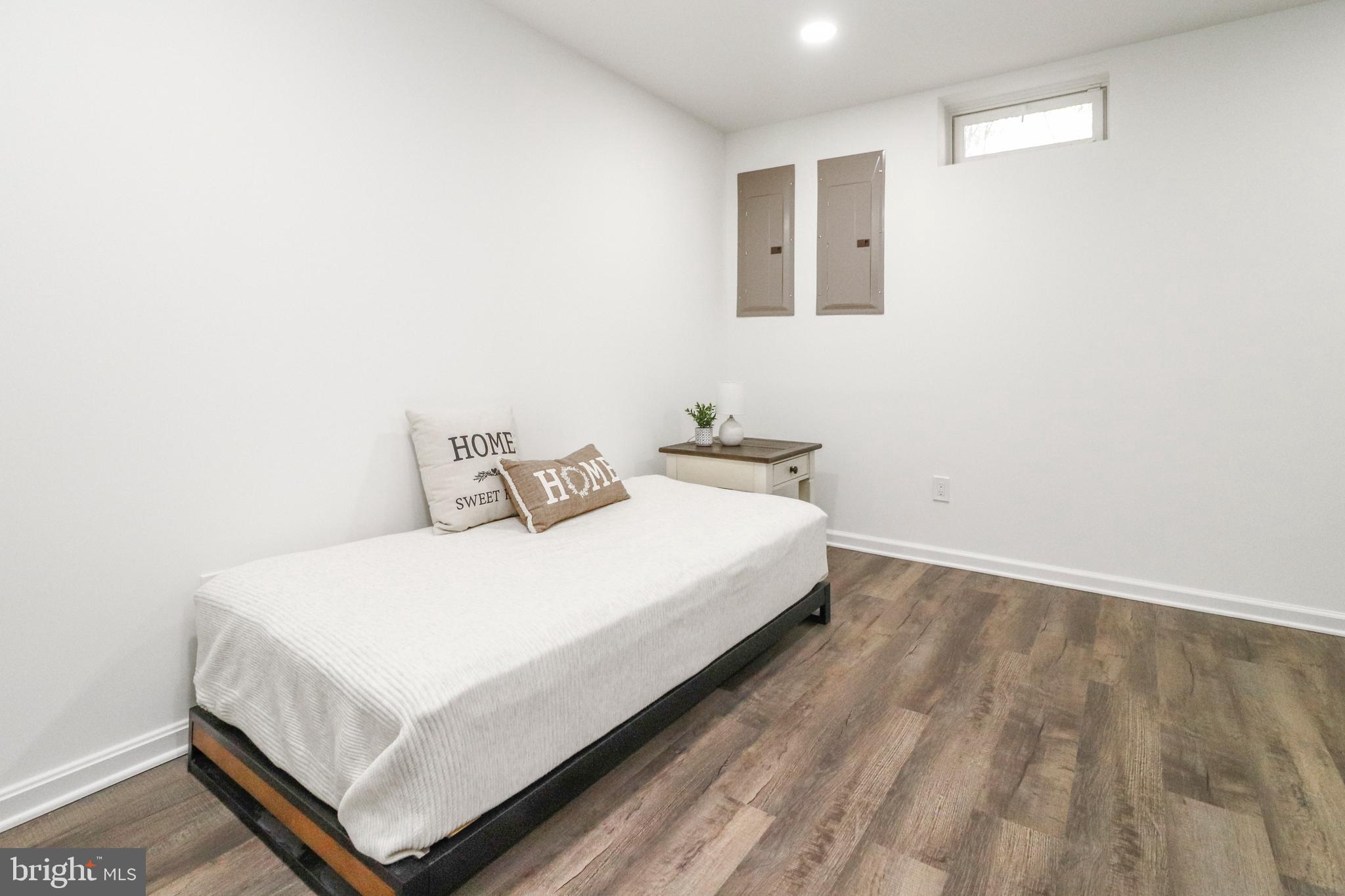 DOMINION VALLEY COUNTRY CLUB - Residential