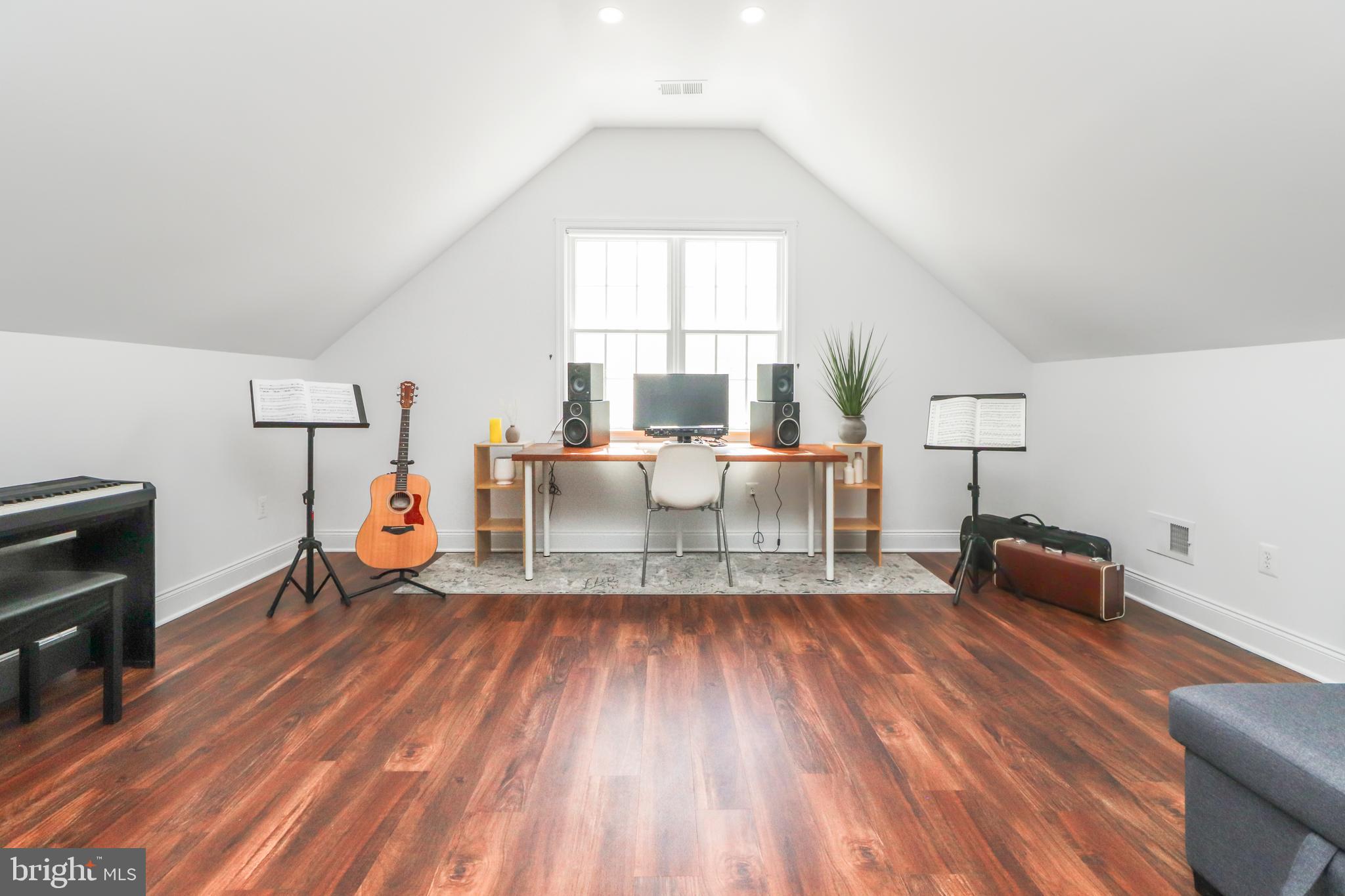 DOMINION VALLEY COUNTRY CLUB - Residential