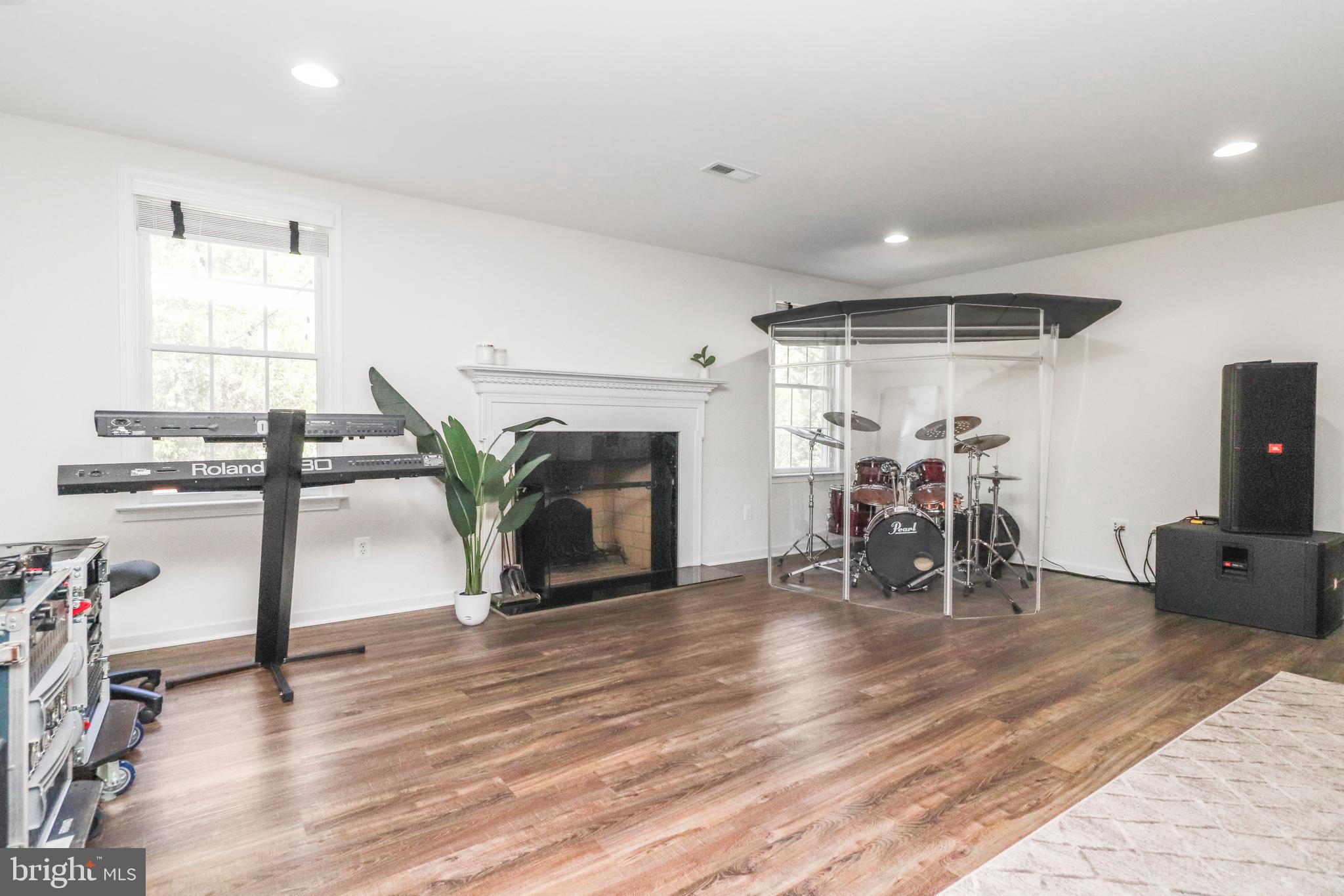 DOMINION VALLEY COUNTRY CLUB - Residential