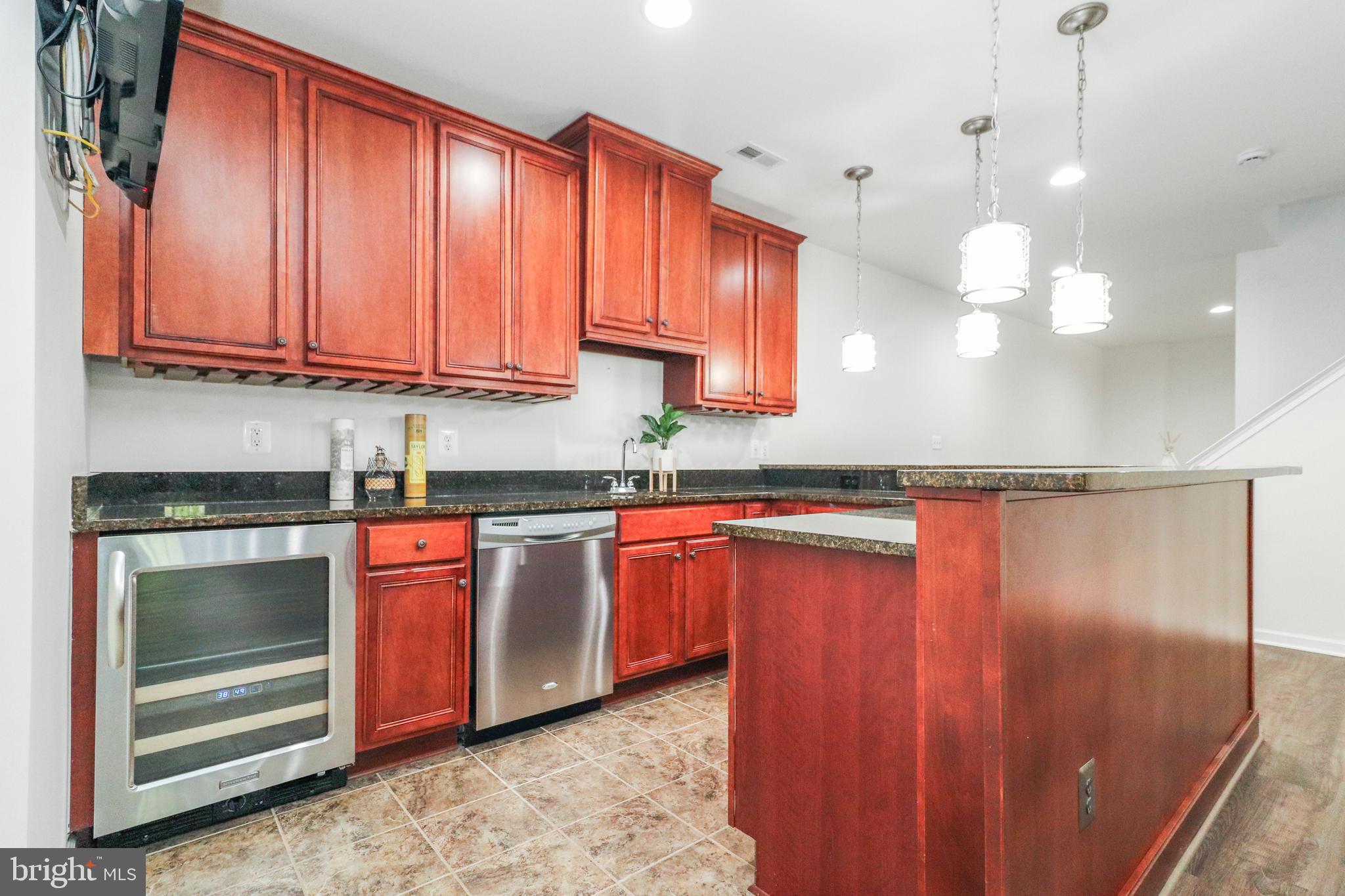 DOMINION VALLEY COUNTRY CLUB - Residential