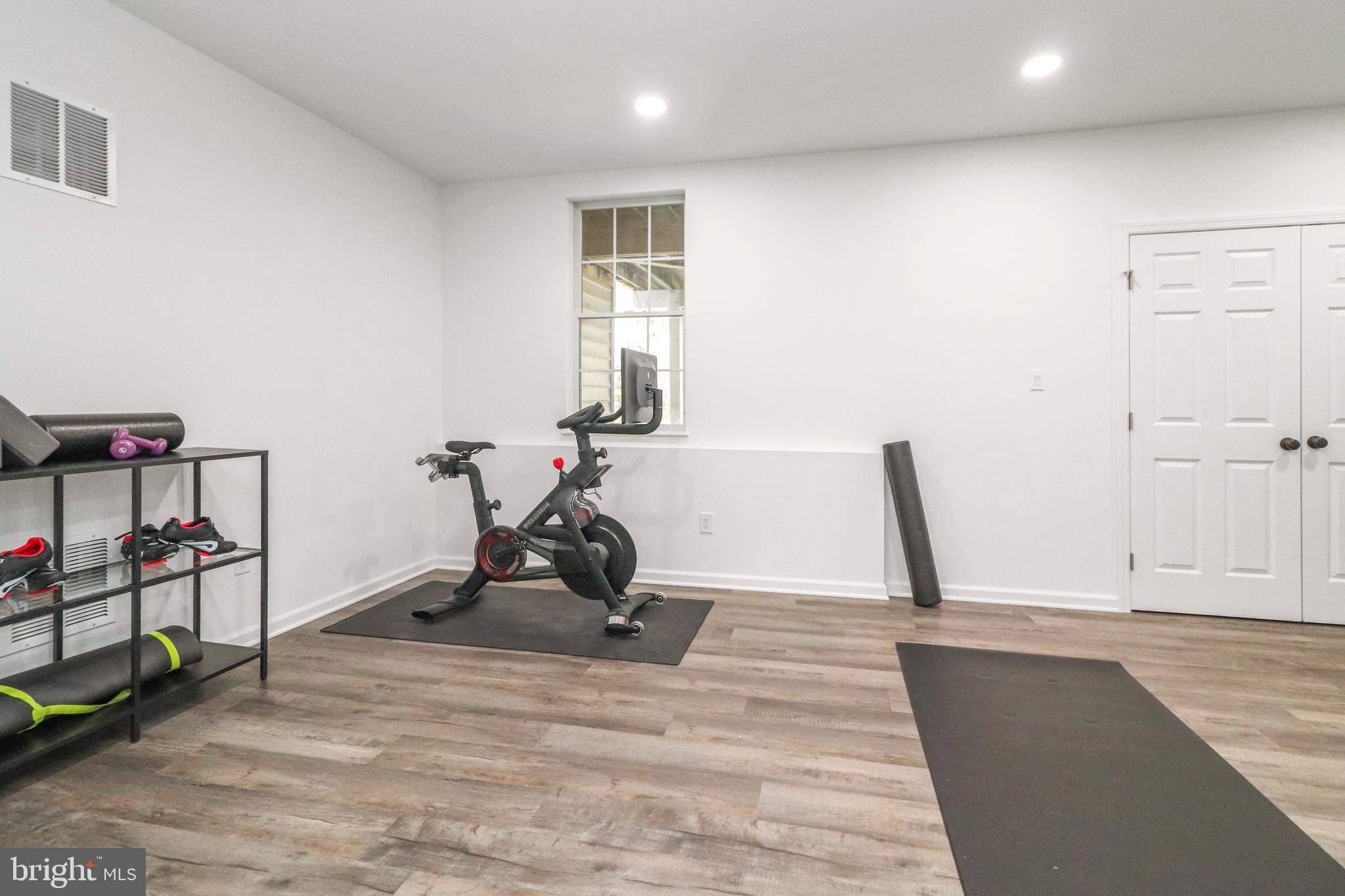 DOMINION VALLEY COUNTRY CLUB - Residential