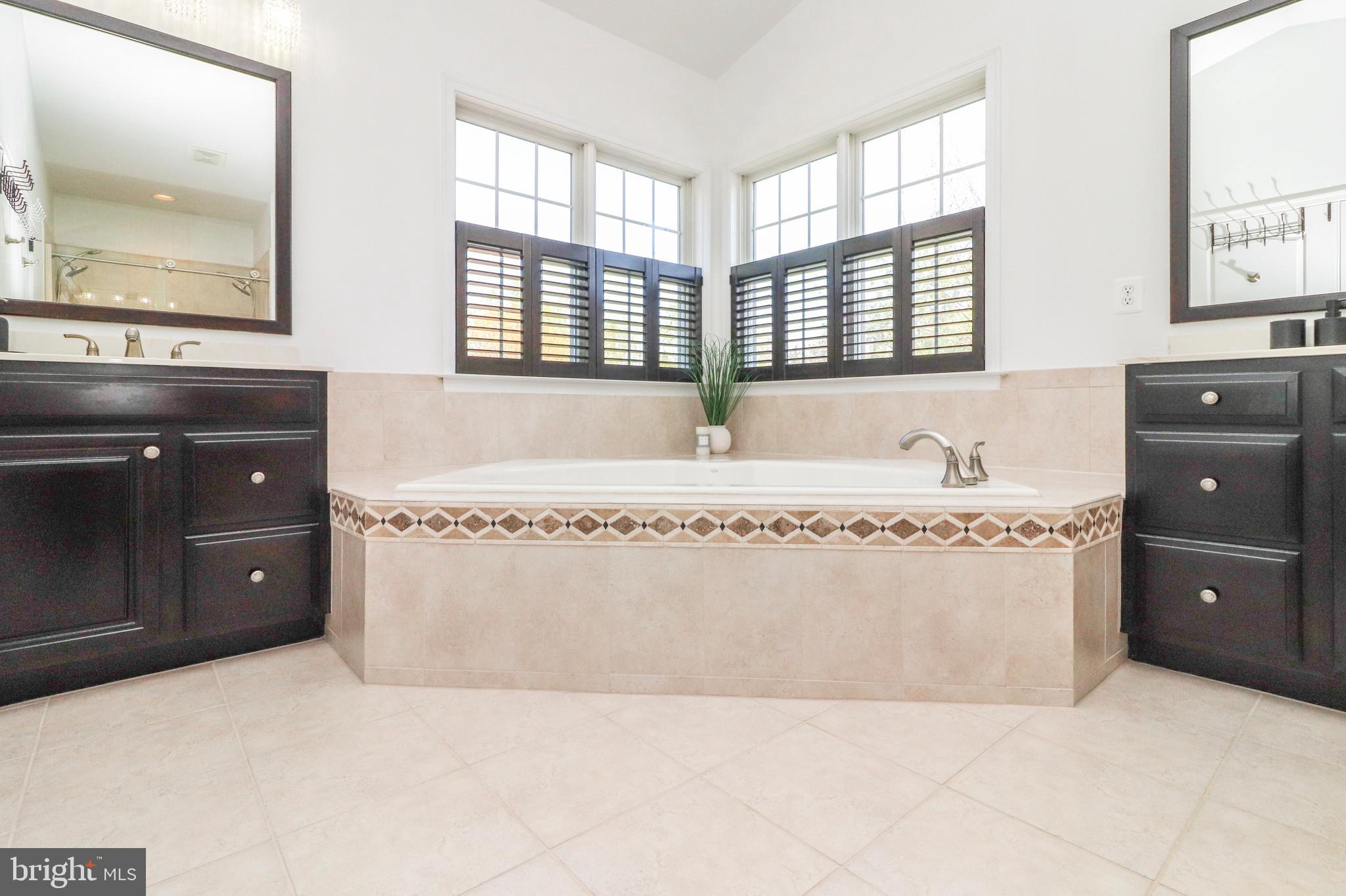 DOMINION VALLEY COUNTRY CLUB - Residential