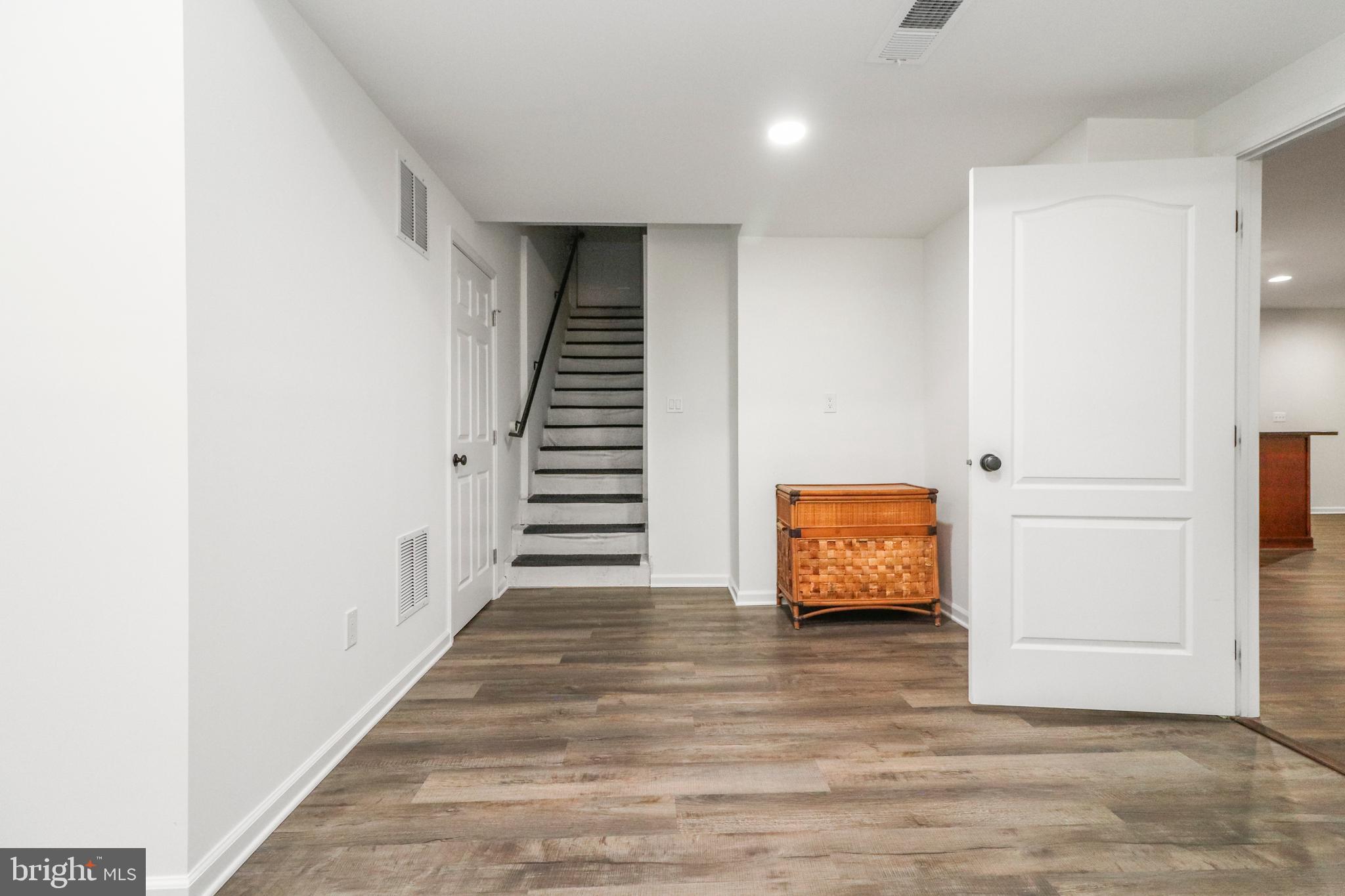 DOMINION VALLEY COUNTRY CLUB - Residential