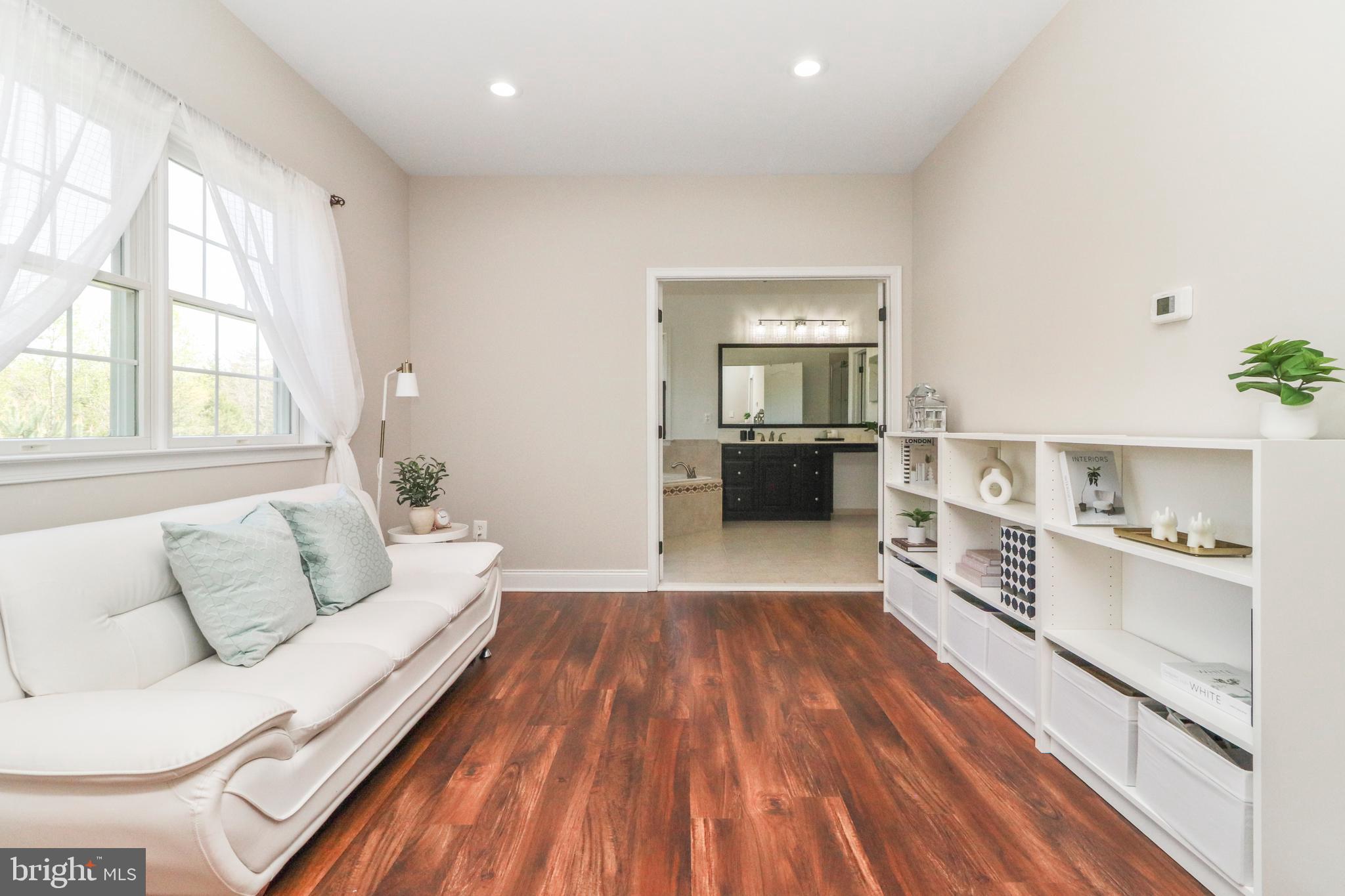 DOMINION VALLEY COUNTRY CLUB - Residential