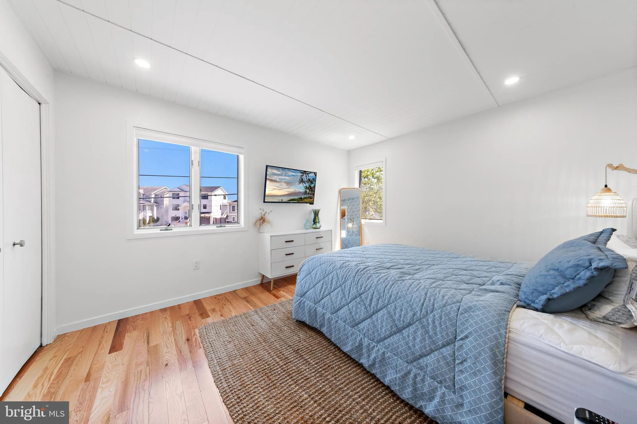 Manahawkin, New Jersey 08050, United States, 3 Bedrooms Bedrooms, ,2 BathroomsBathrooms,Residential,Active,206262