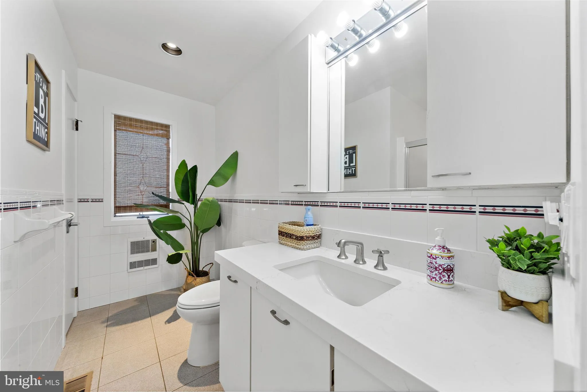 Manahawkin, New Jersey 08050, United States, 3 Bedrooms Bedrooms, ,2 BathroomsBathrooms,Residential,Active,206262