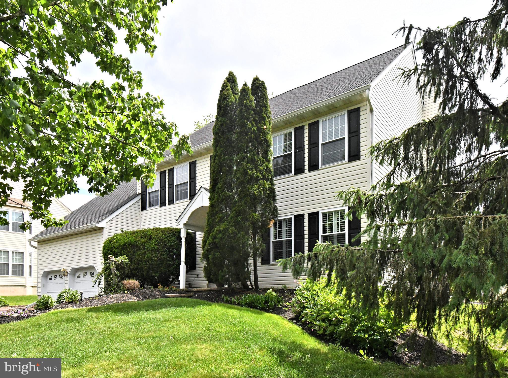 FOREST TRAIL ESTS - Residential