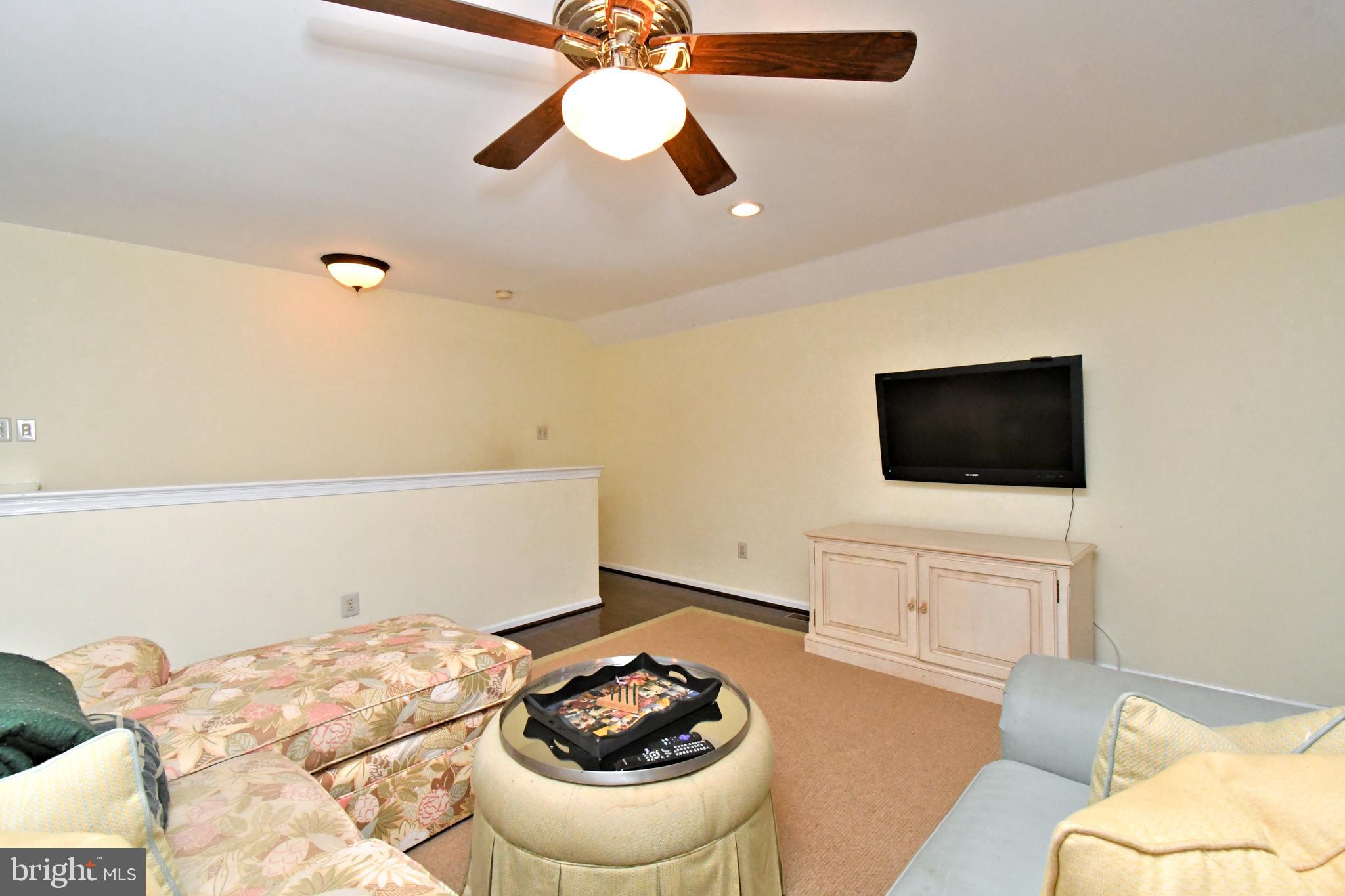 FOREST TRAIL ESTS - Residential