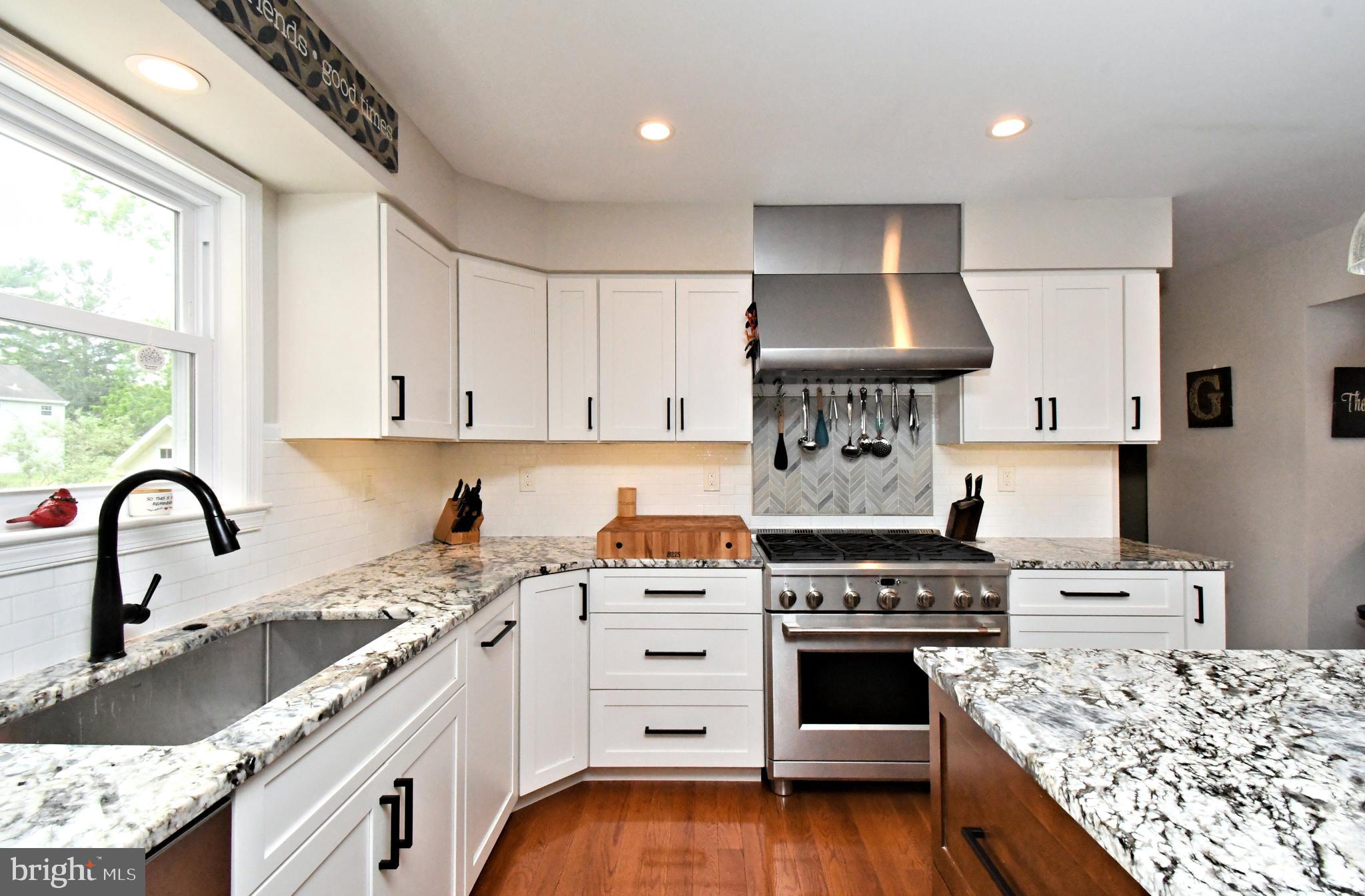 FOREST TRAIL ESTS - Residential