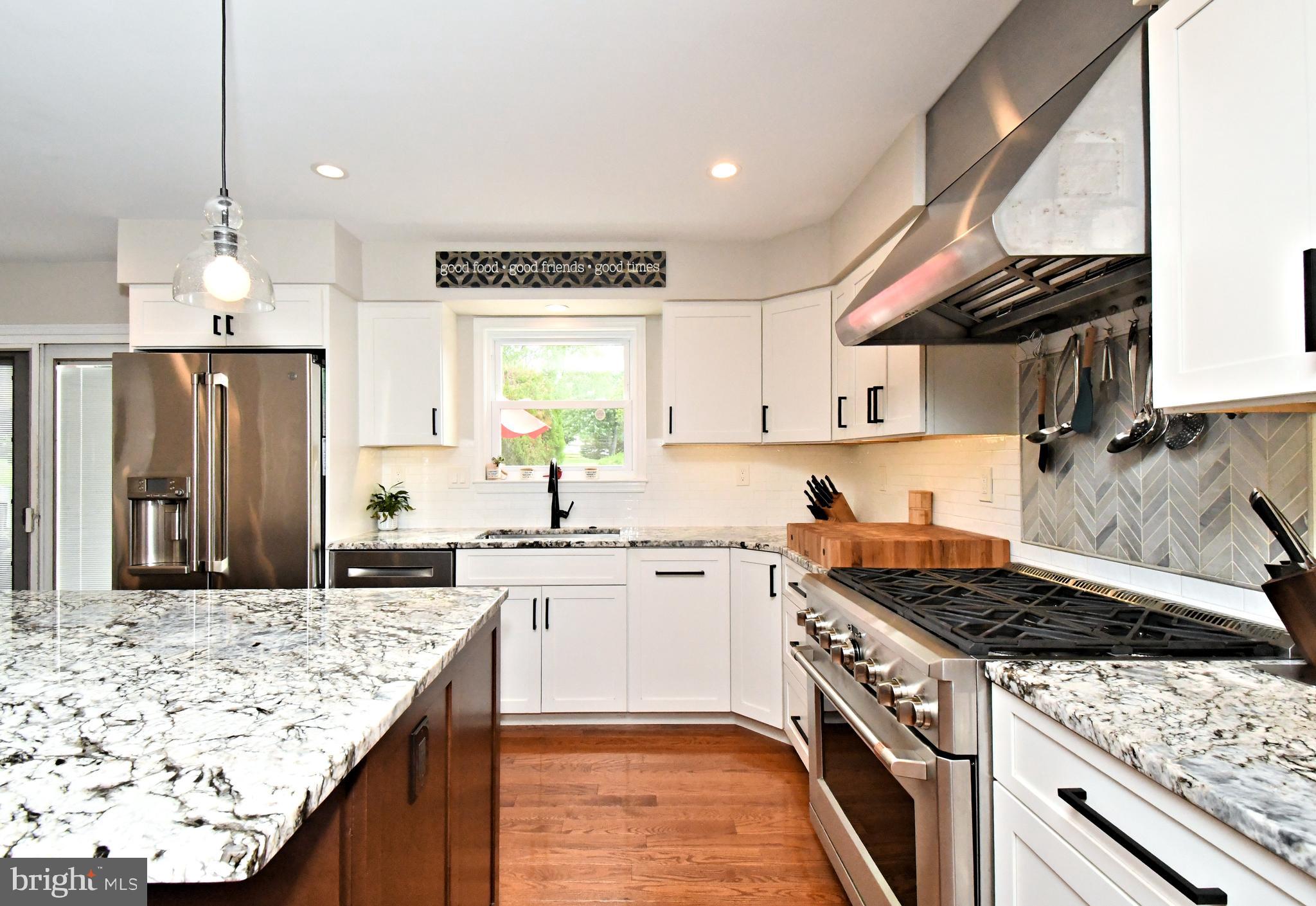 FOREST TRAIL ESTS - Residential