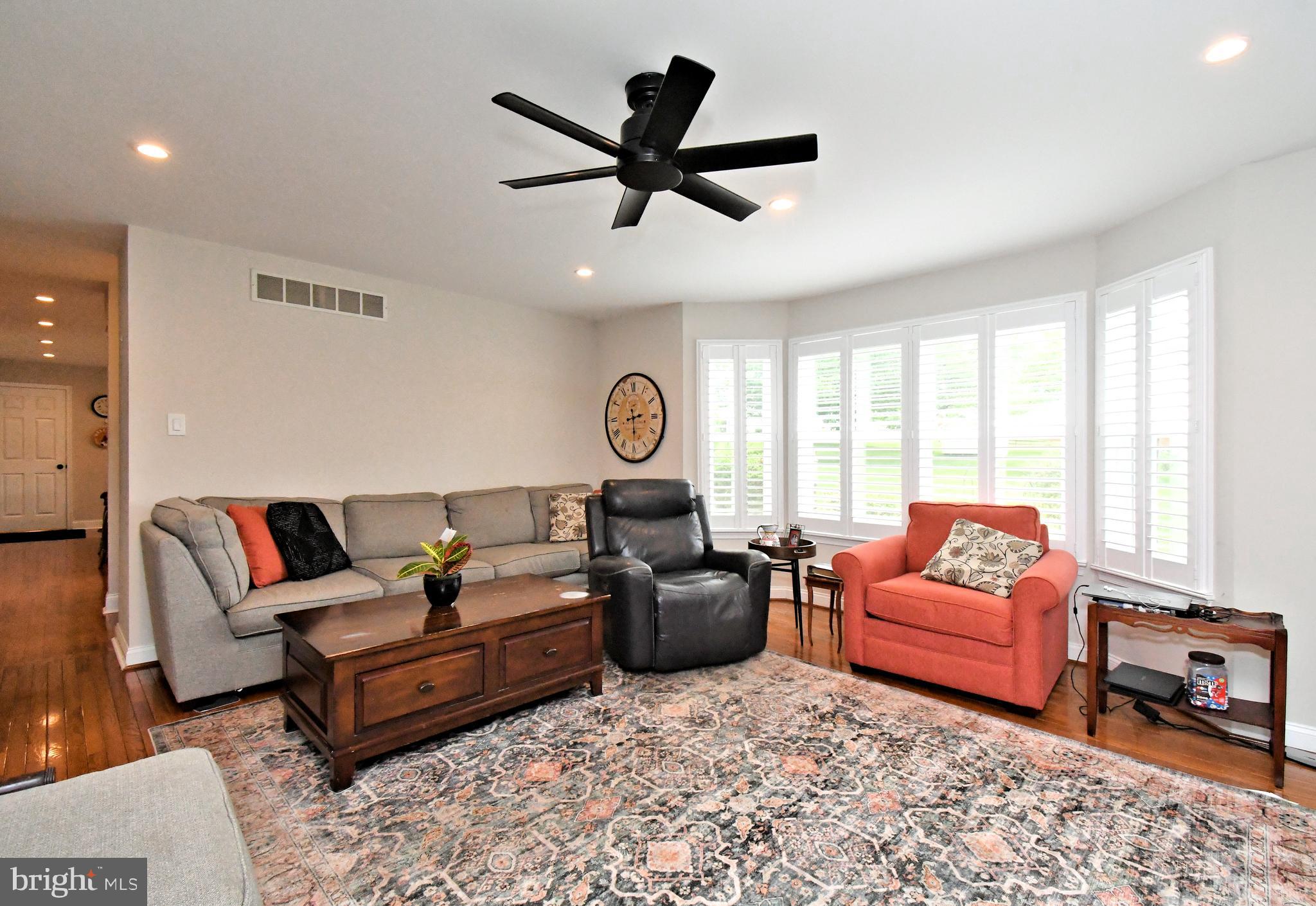 FOREST TRAIL ESTS - Residential