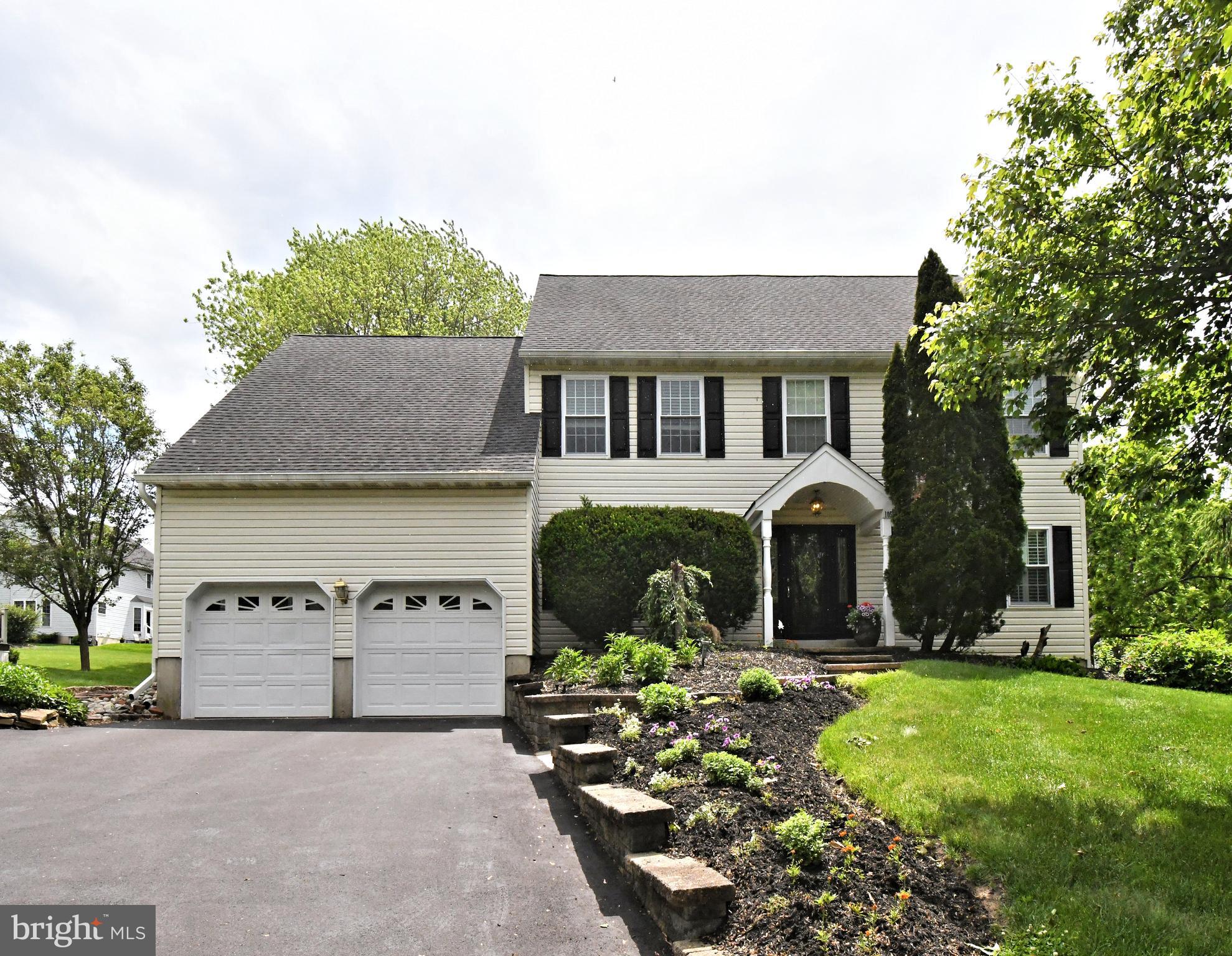 FOREST TRAIL ESTS - Residential