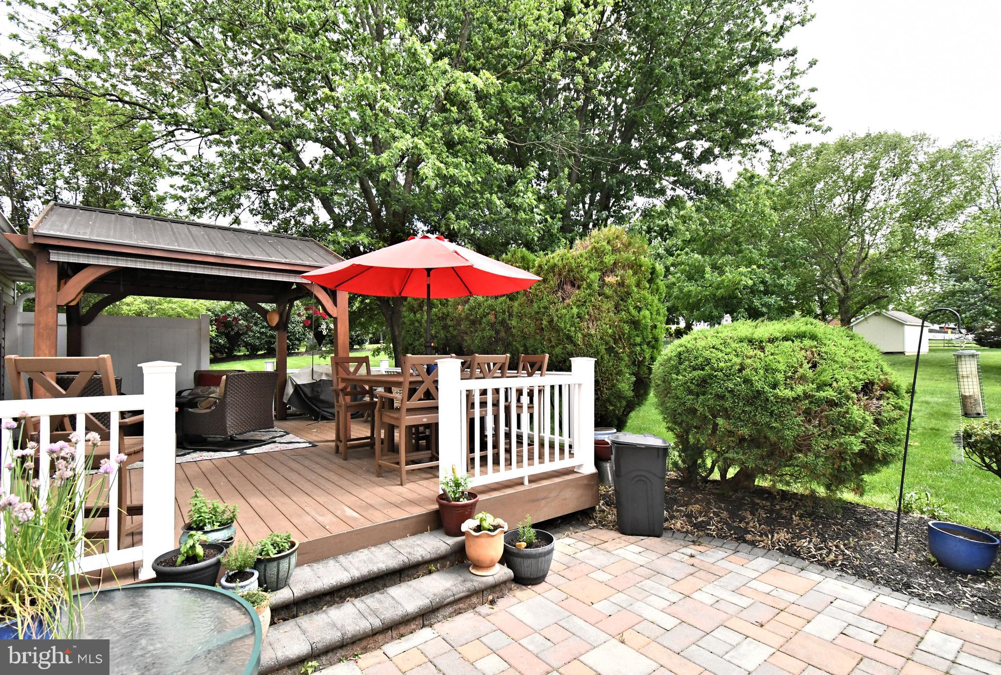 FOREST TRAIL ESTS - Residential
