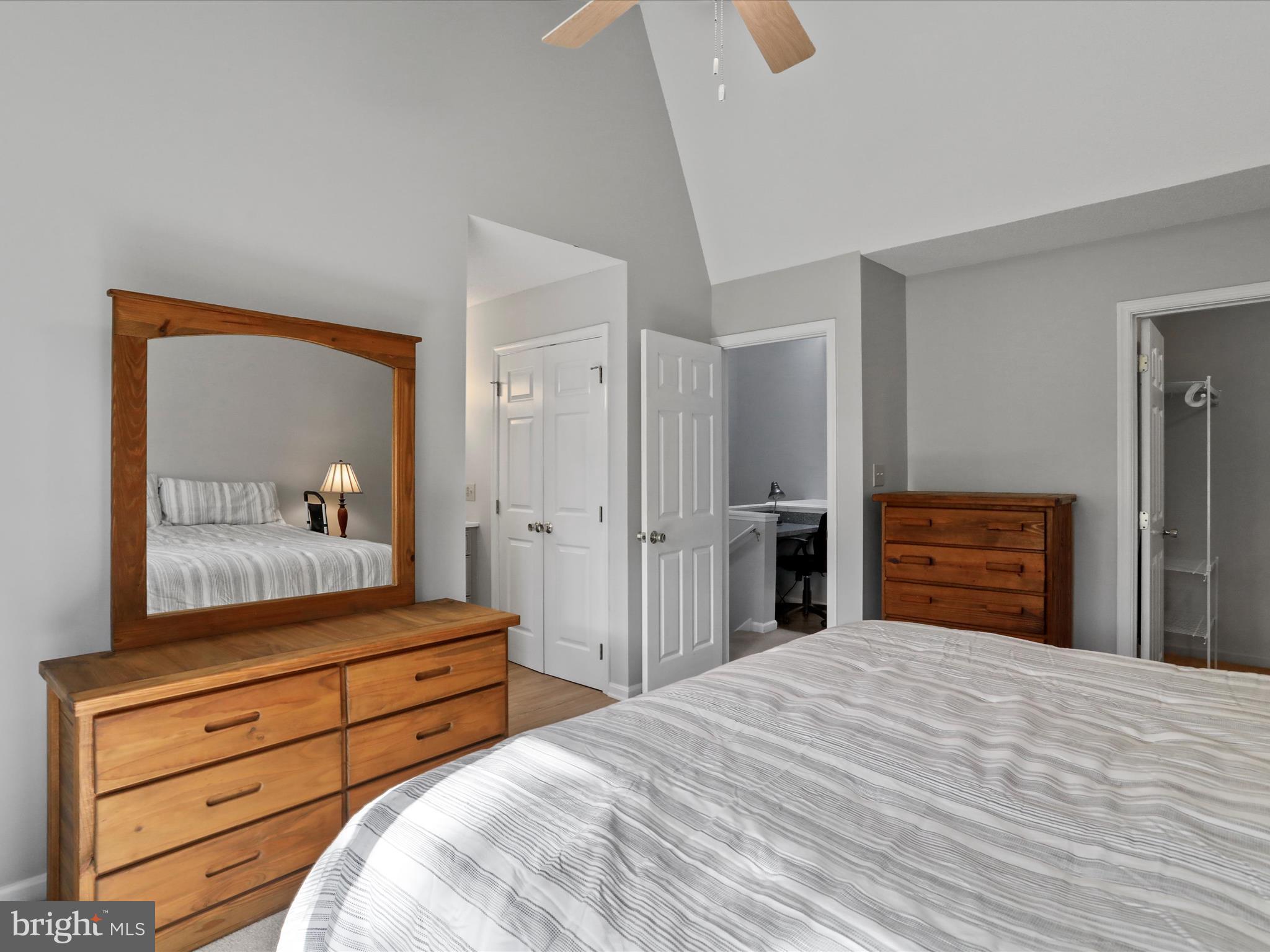 THE WOODS - Residential