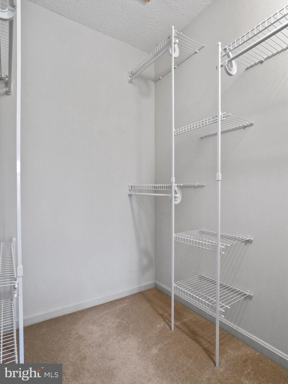 THE WOODS - Residential