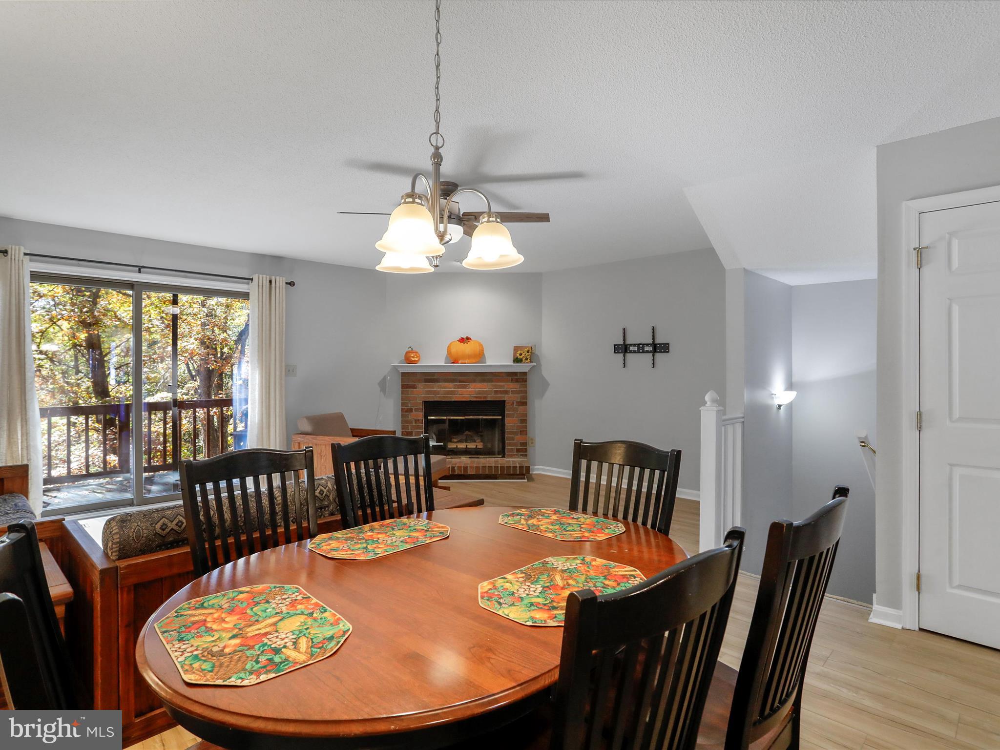 THE WOODS - Residential