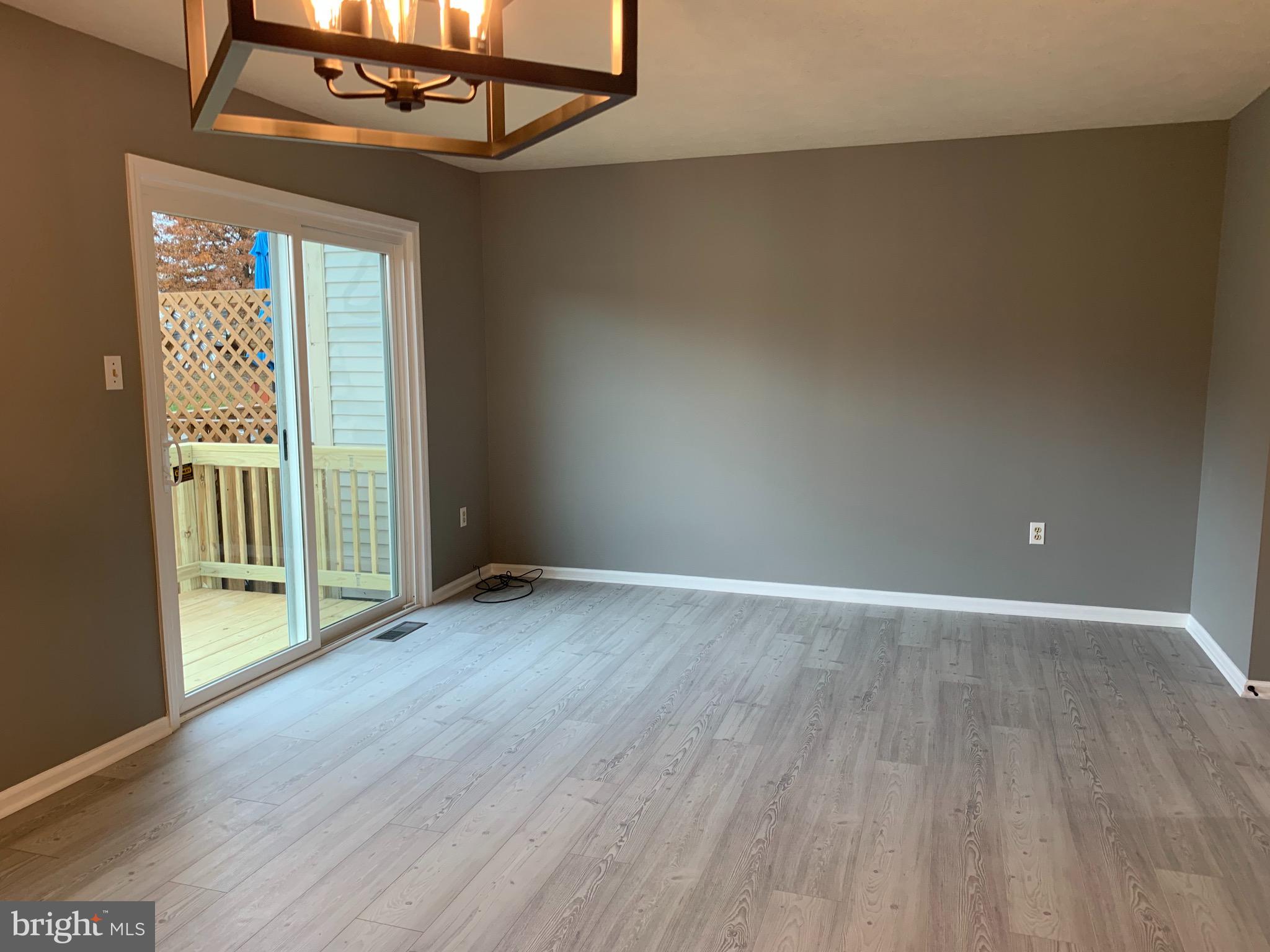 CRESTWOOD VILLAGE - Residential Lease