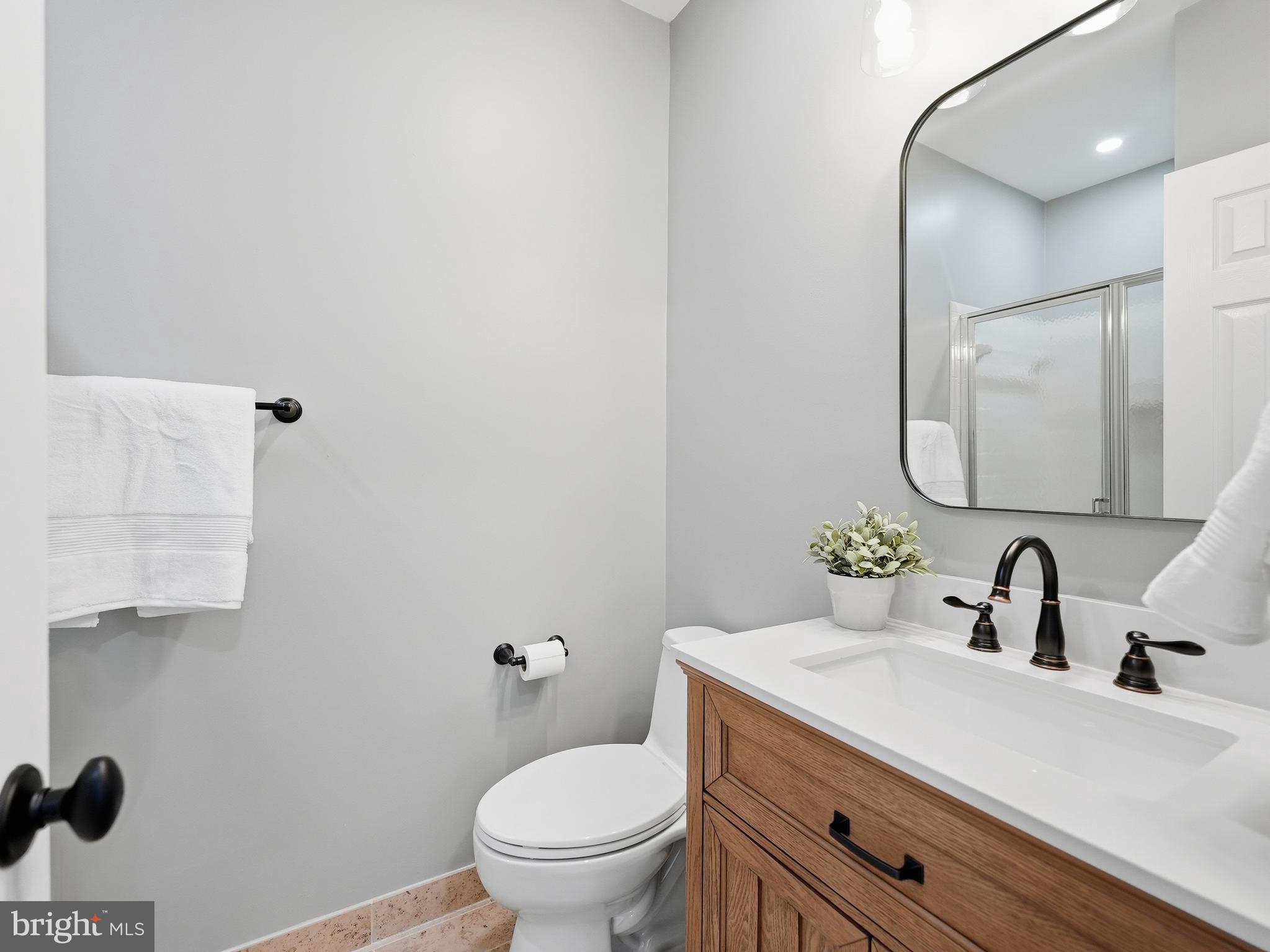 COURTHOUSE SQUARE - Residential