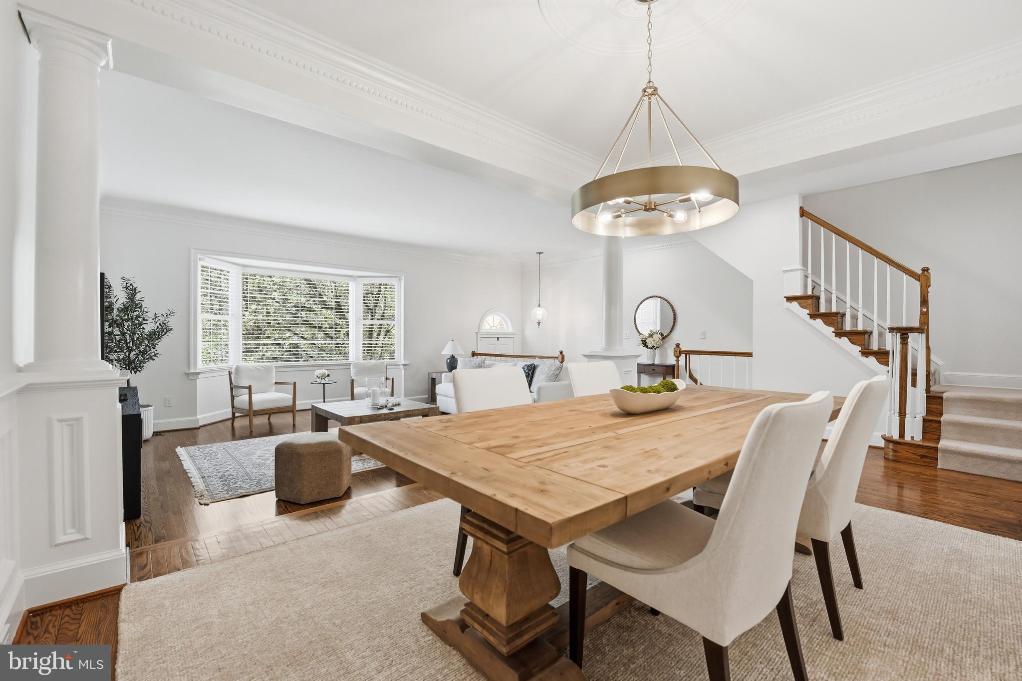 COURTHOUSE SQUARE - Residential