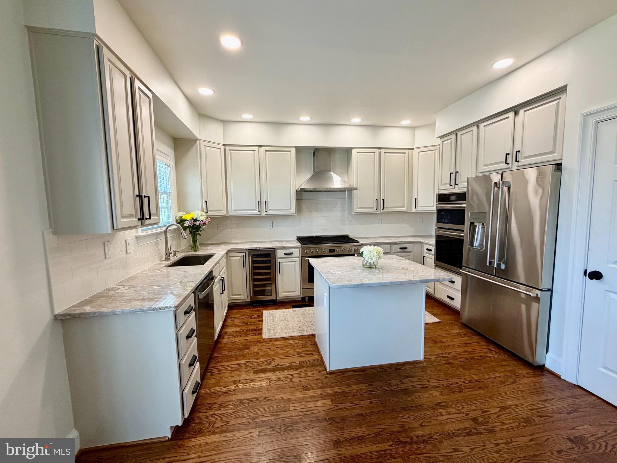 10424 BRECKINRIDGE LANE