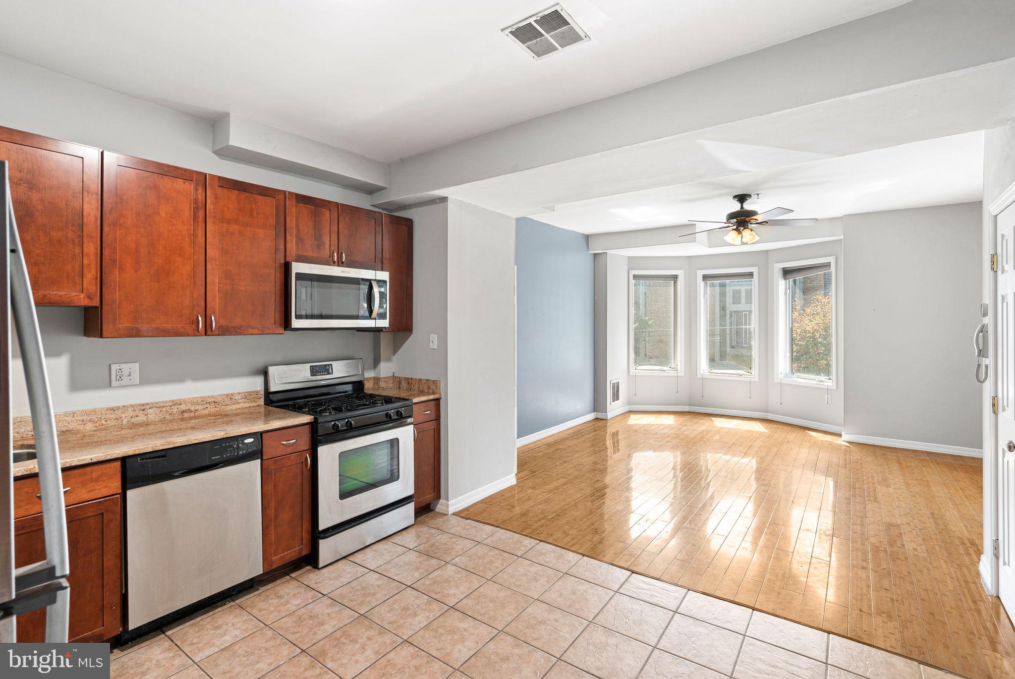 800 N 2ND STREET 5