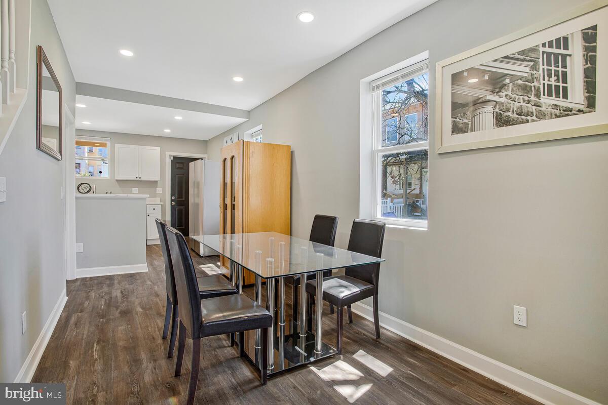 SANDTOWN-WINCHESTER - Residential