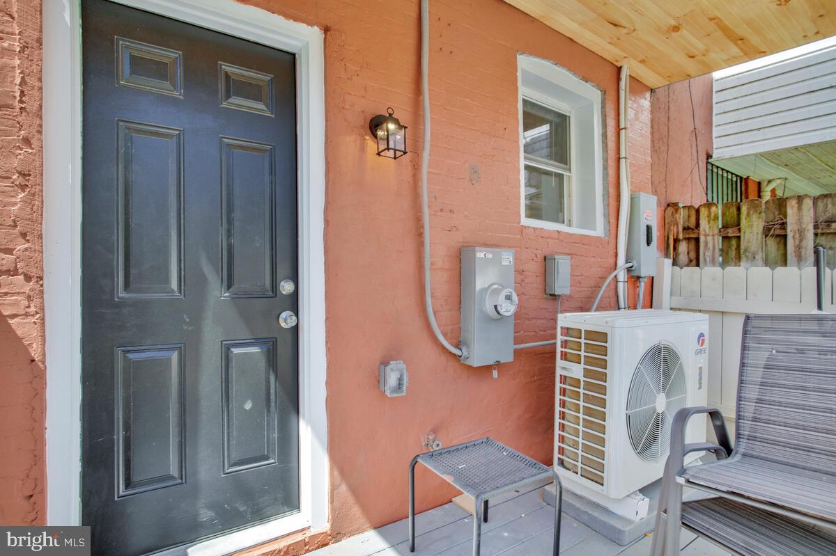 SANDTOWN-WINCHESTER - Residential