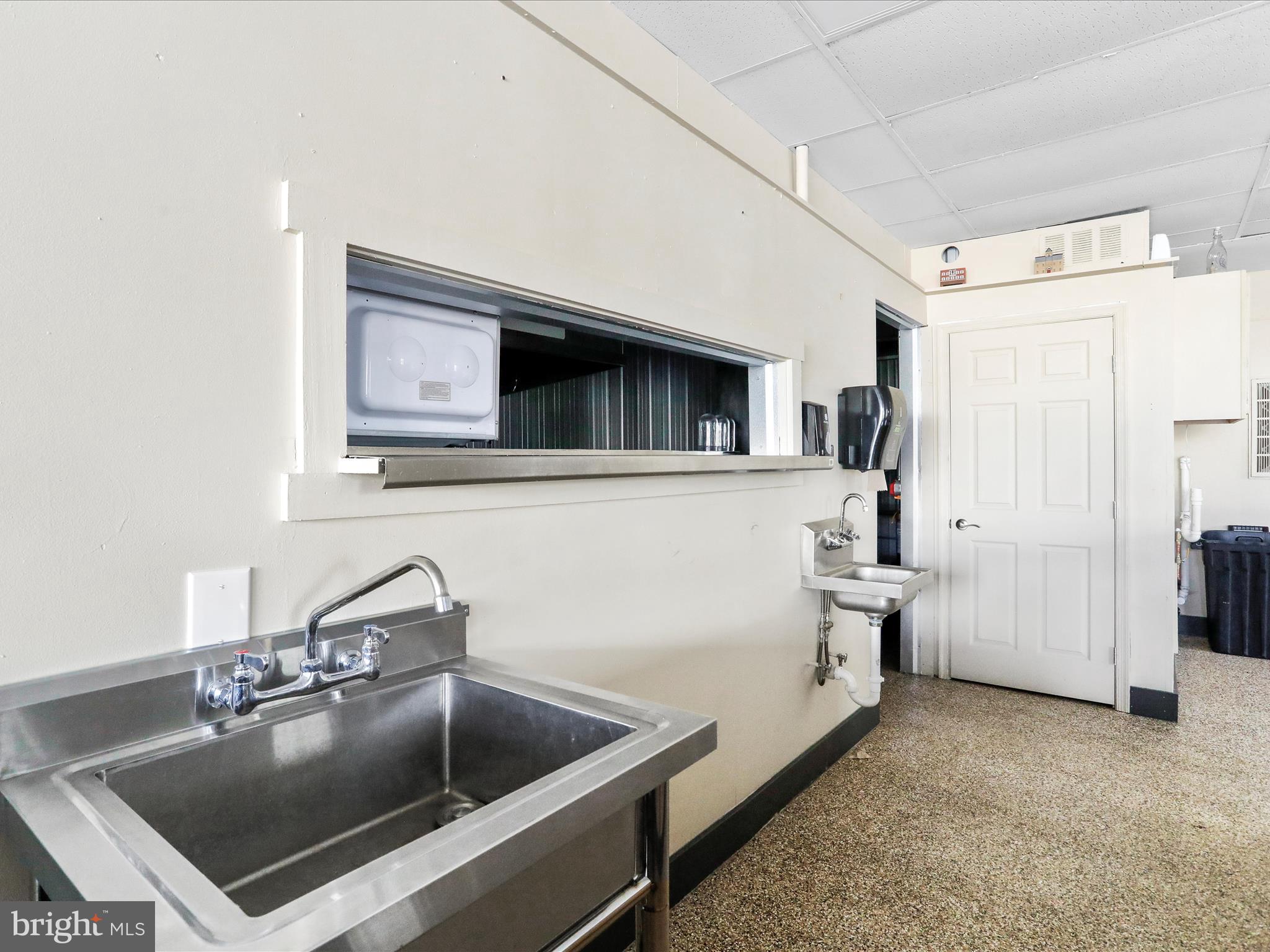 CLEAR SPRING - Commercial Sale