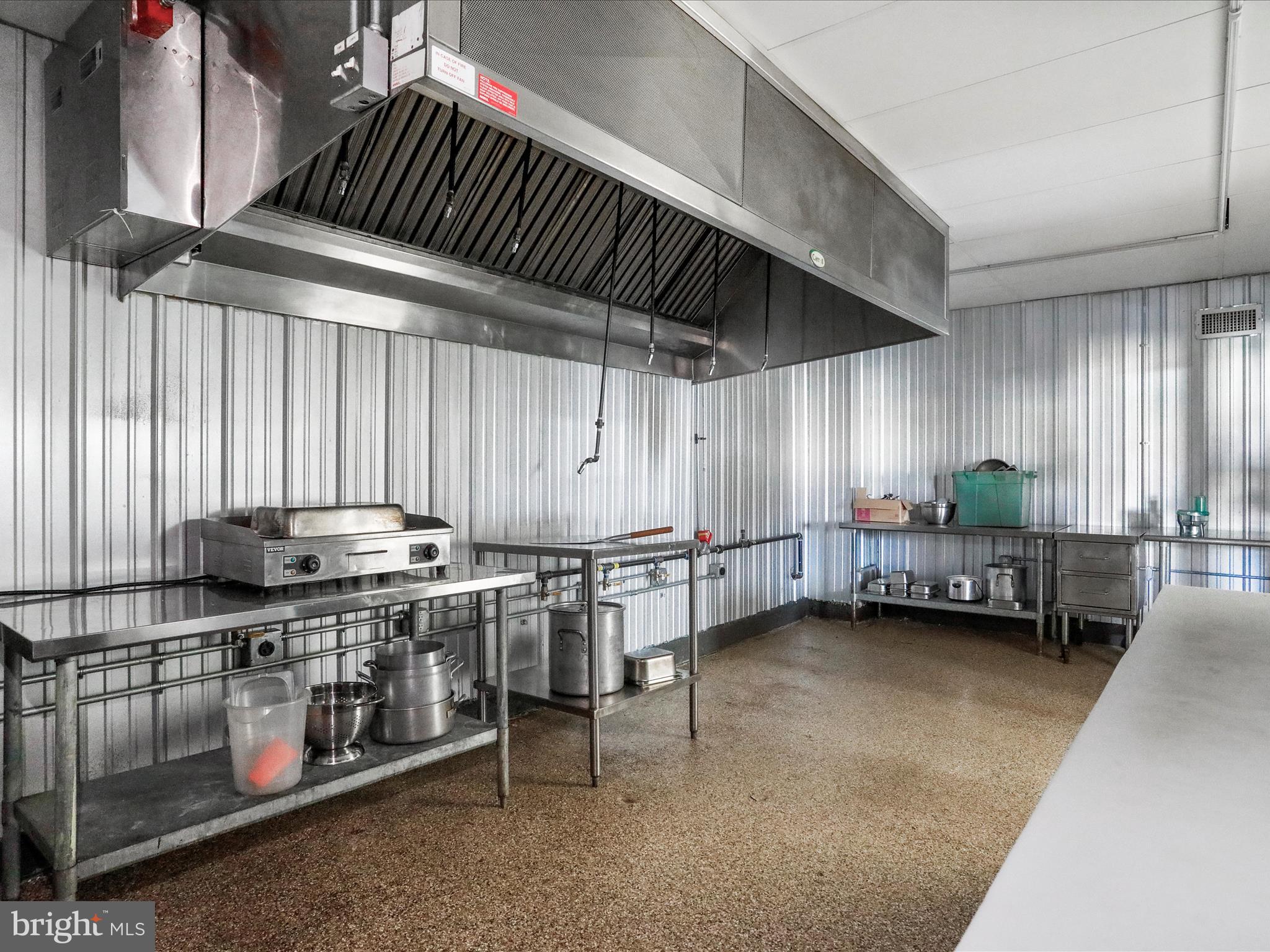 CLEAR SPRING - Commercial Sale