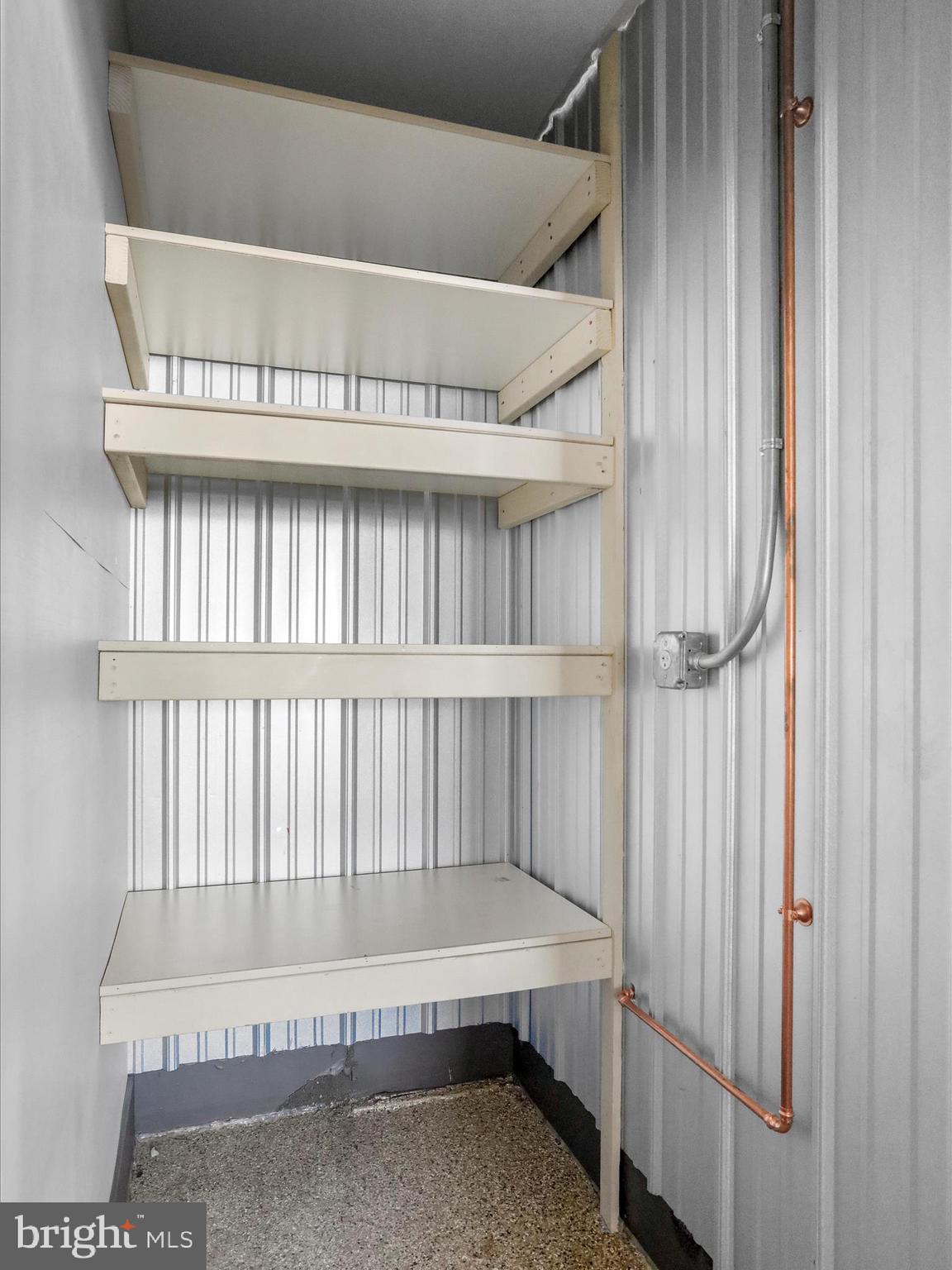 CLEAR SPRING - Commercial Sale