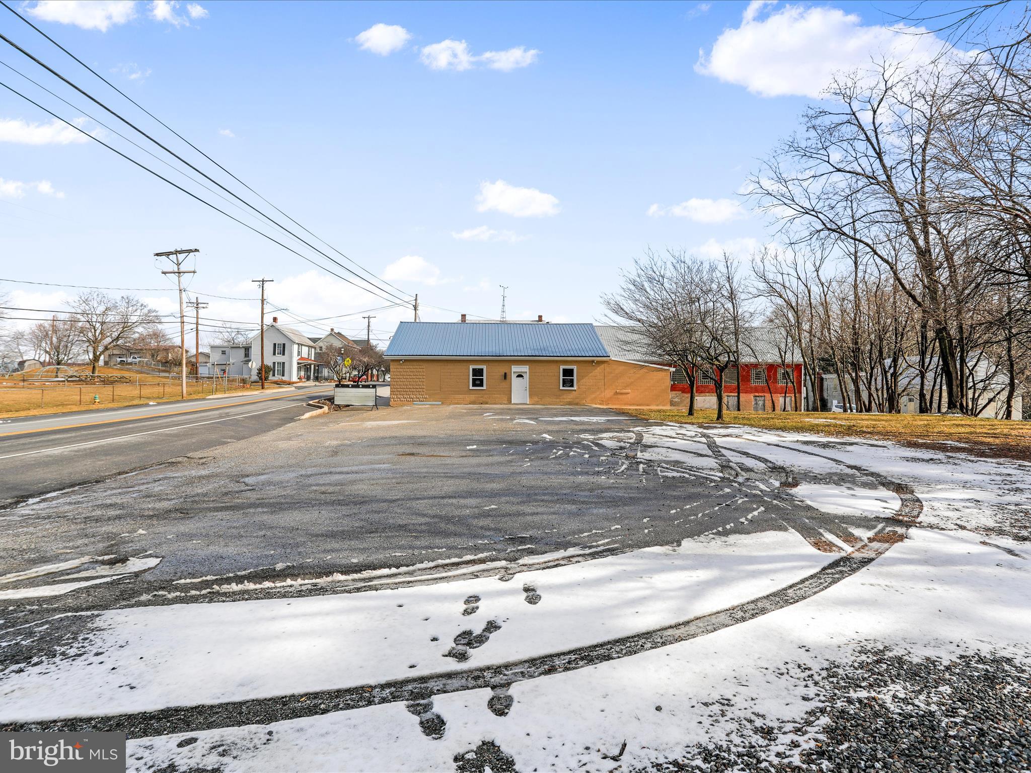 CLEAR SPRING - Commercial Sale